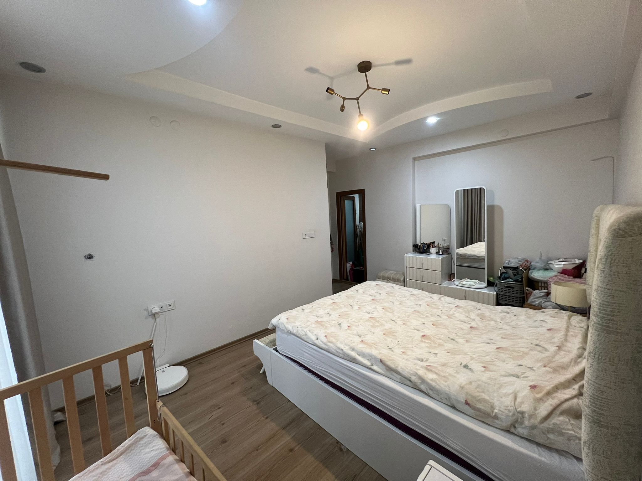 SATILIK RADİSSON ARKASI 4+1 ULTRA LUX DAİRE