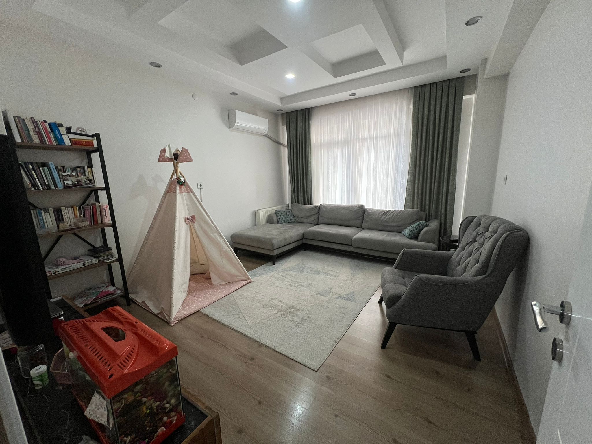 SATILIK RADİSSON ARKASI 4+1 ULTRA LUX DAİRE