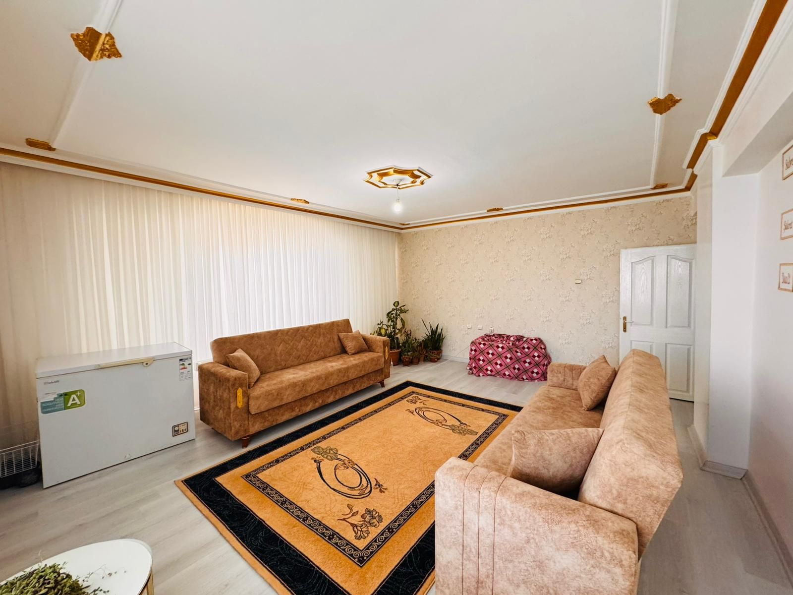 GAZİLER PAZARTESİ PAZARLI YAKIN 3+1 DAİRE