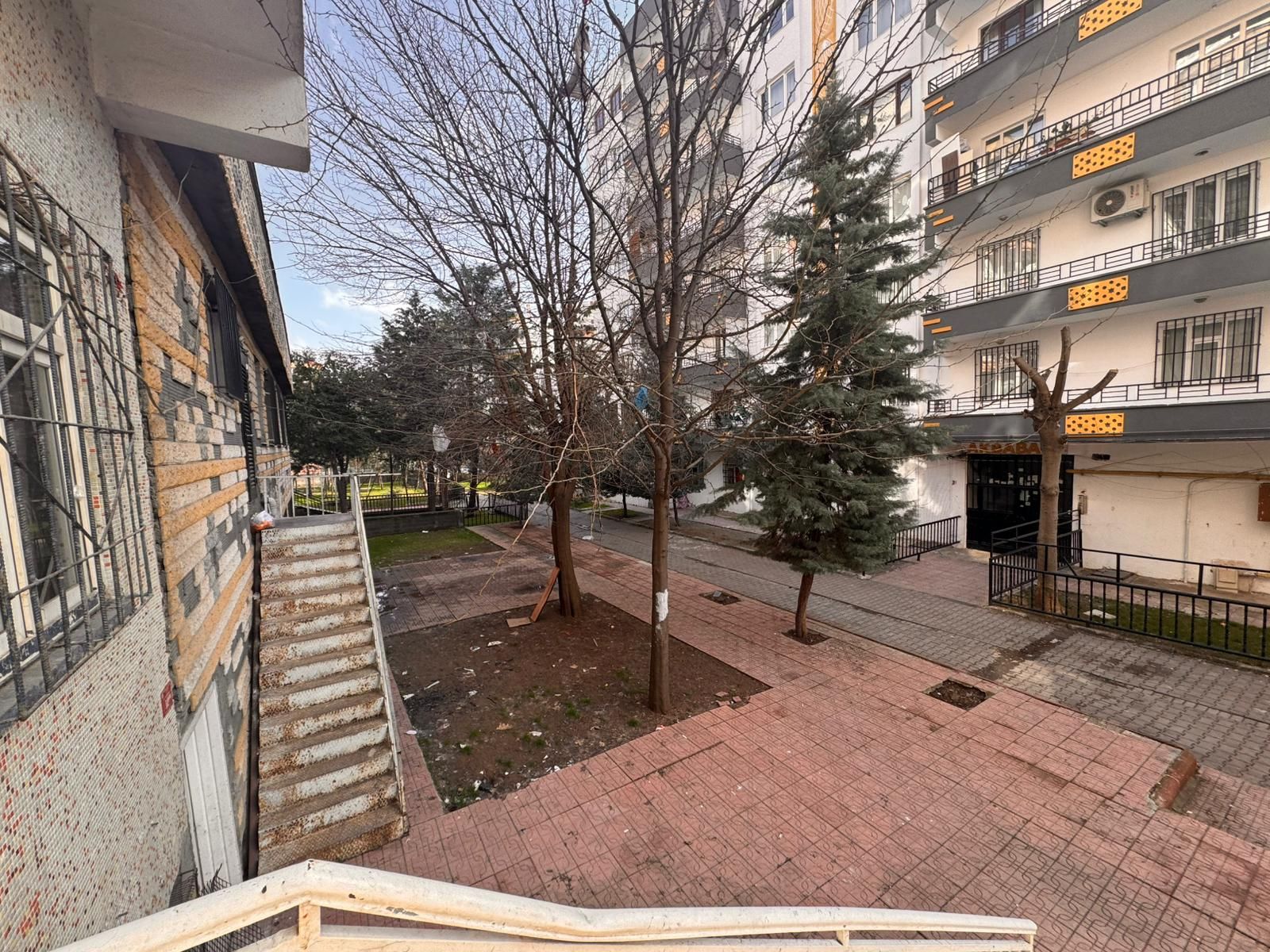 GAZİLER PAZARTESİ PAZARLI YAKIN 3+1 DAİRE