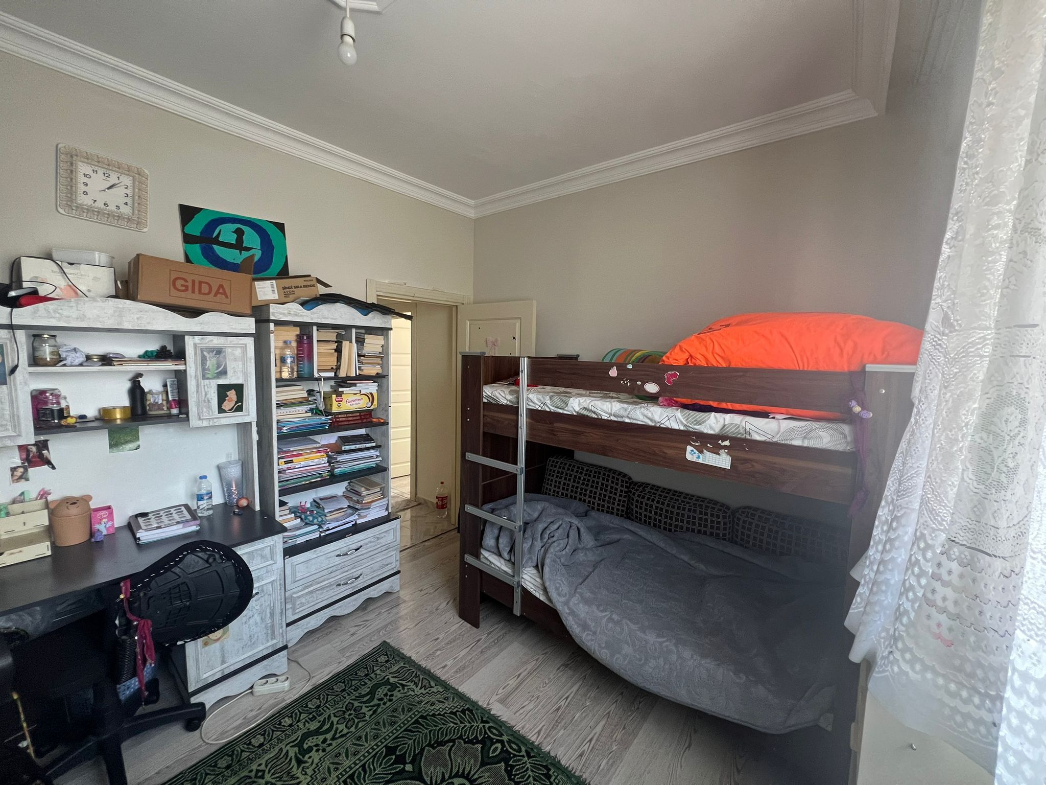 BAĞCILAR'DA 3+1 SATILIK DAİRE