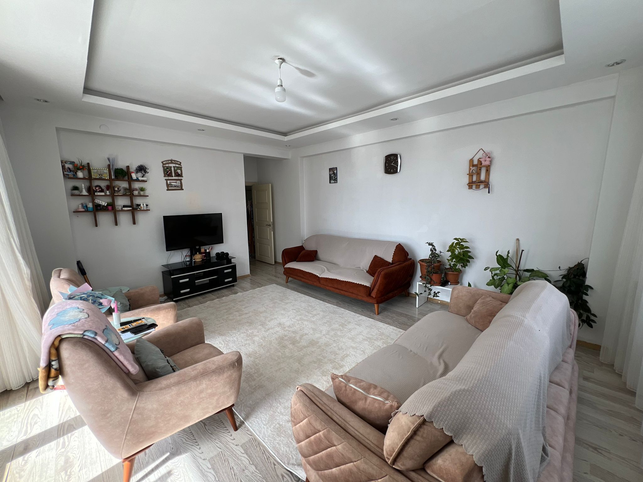 BAĞCILAR'DA 3+1 SATILIK DAİRE