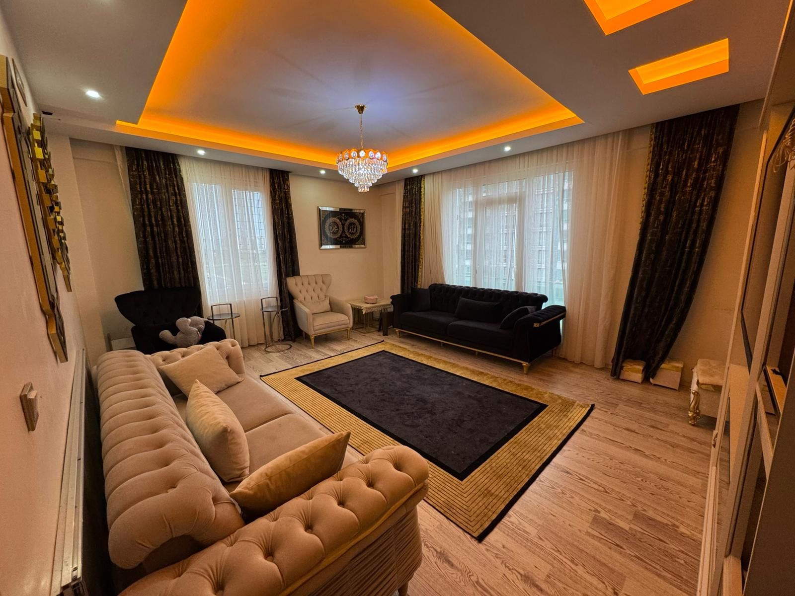 KAYAPINAR LUNA PARK ARKASINDA 4+1 LÜKS DAİREMİZ SATILIKTIR