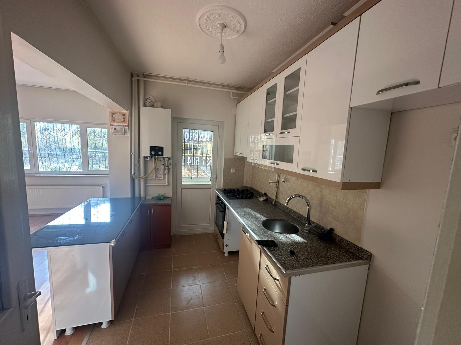 ÜÇKULAR KADOİL PETROL KARŞISI ACİL SATILIK 2+1 DAİRE!!