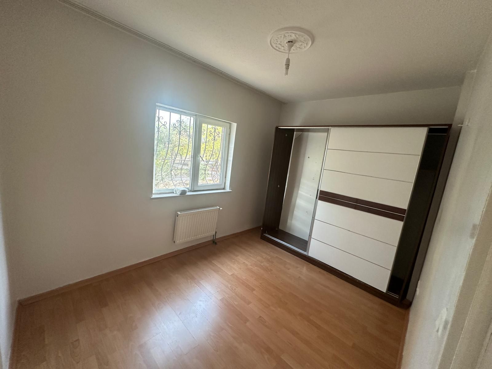 ÜÇKULAR KADOİL PETROL KARŞISI ACİL SATILIK 2+1 DAİRE!!