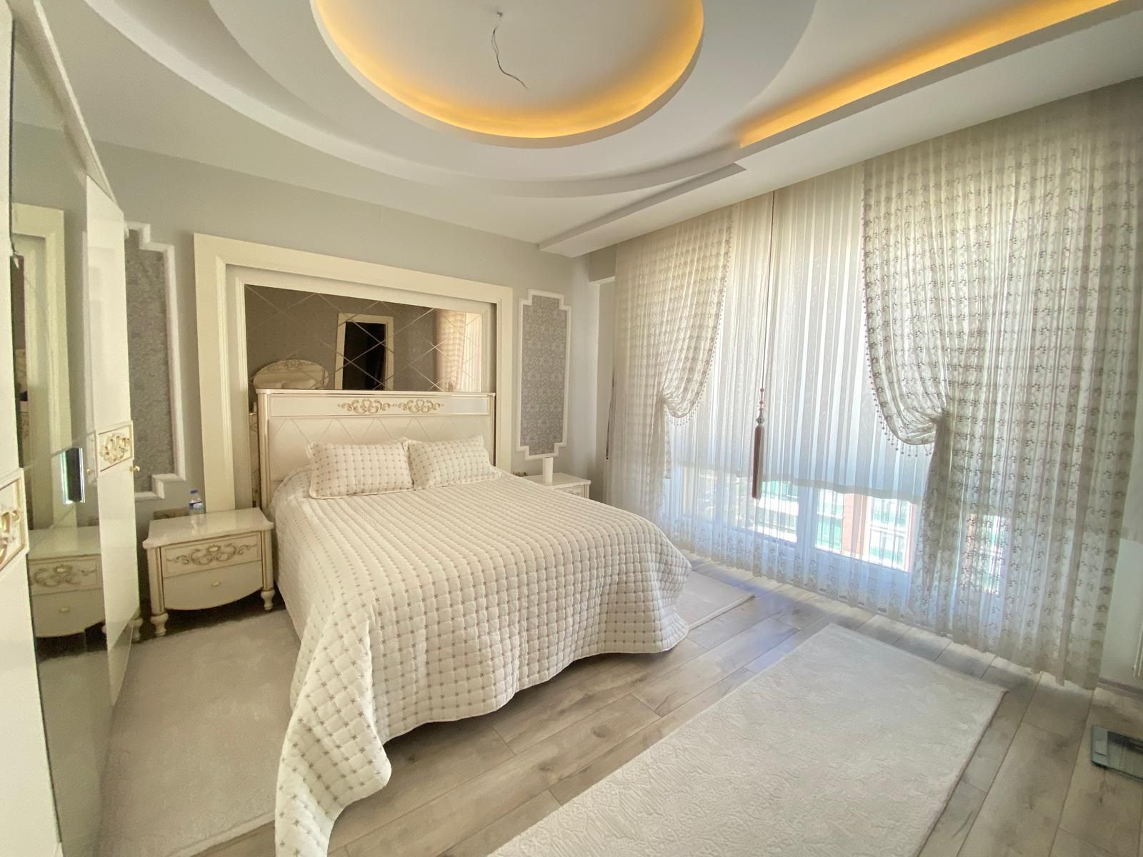 KAYAPINAR WİNSTON CİVARI SATILIK 4.5+1 LÜKS DAİRE