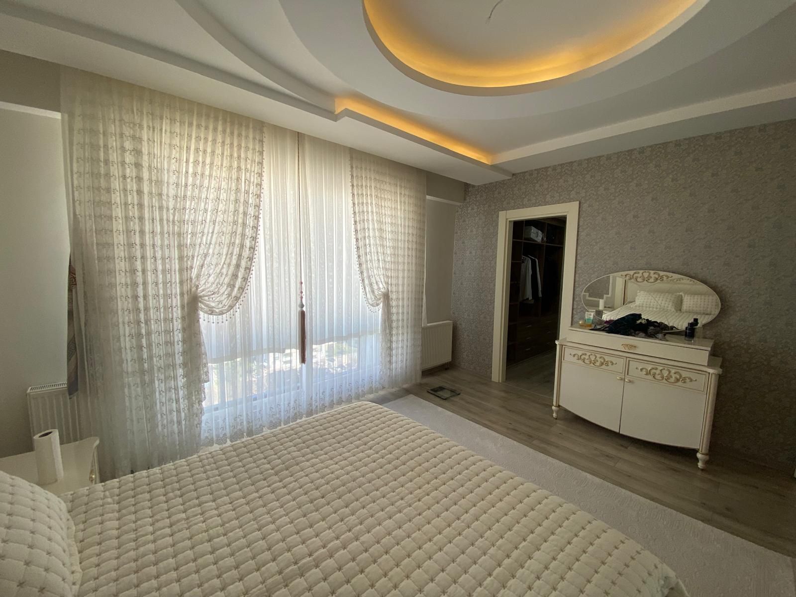 KAYAPINAR WİNSTON CİVARI SATILIK 4.5+1 LÜKS DAİRE