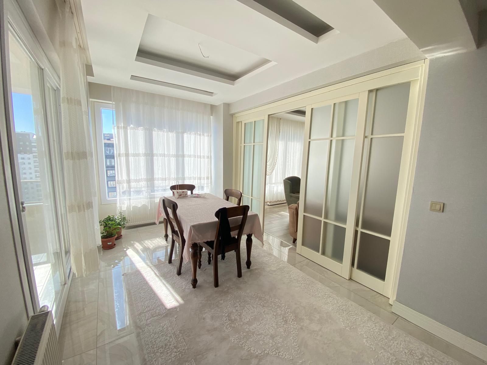 KAYAPINAR WİNSTON CİVARI SATILIK 4.5+1 LÜKS DAİRE