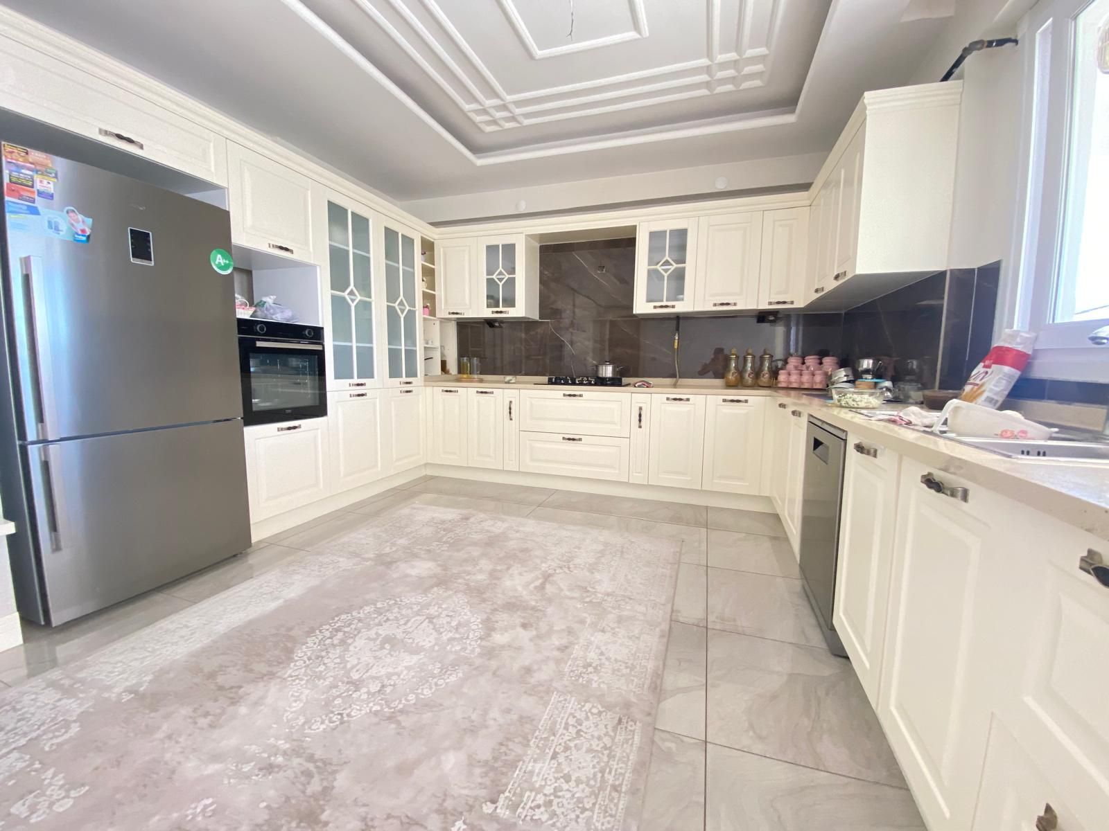 KAYAPINAR WİNSTON CİVARI SATILIK 4.5+1 LÜKS DAİRE