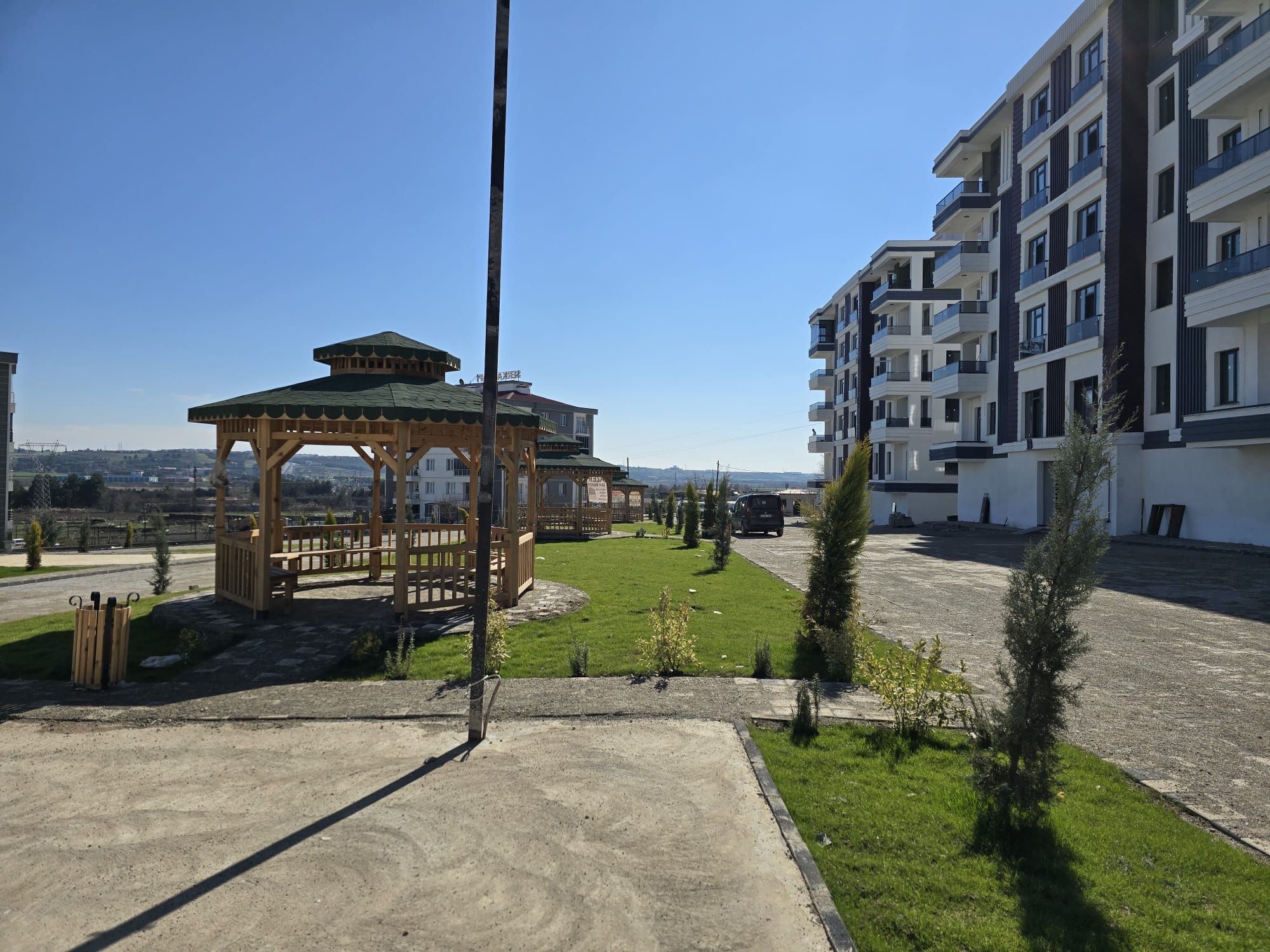 YENİŞEHİR DÖNÜMLÜ MAHALLESİNDE 2+1 LÜKS DAİRE