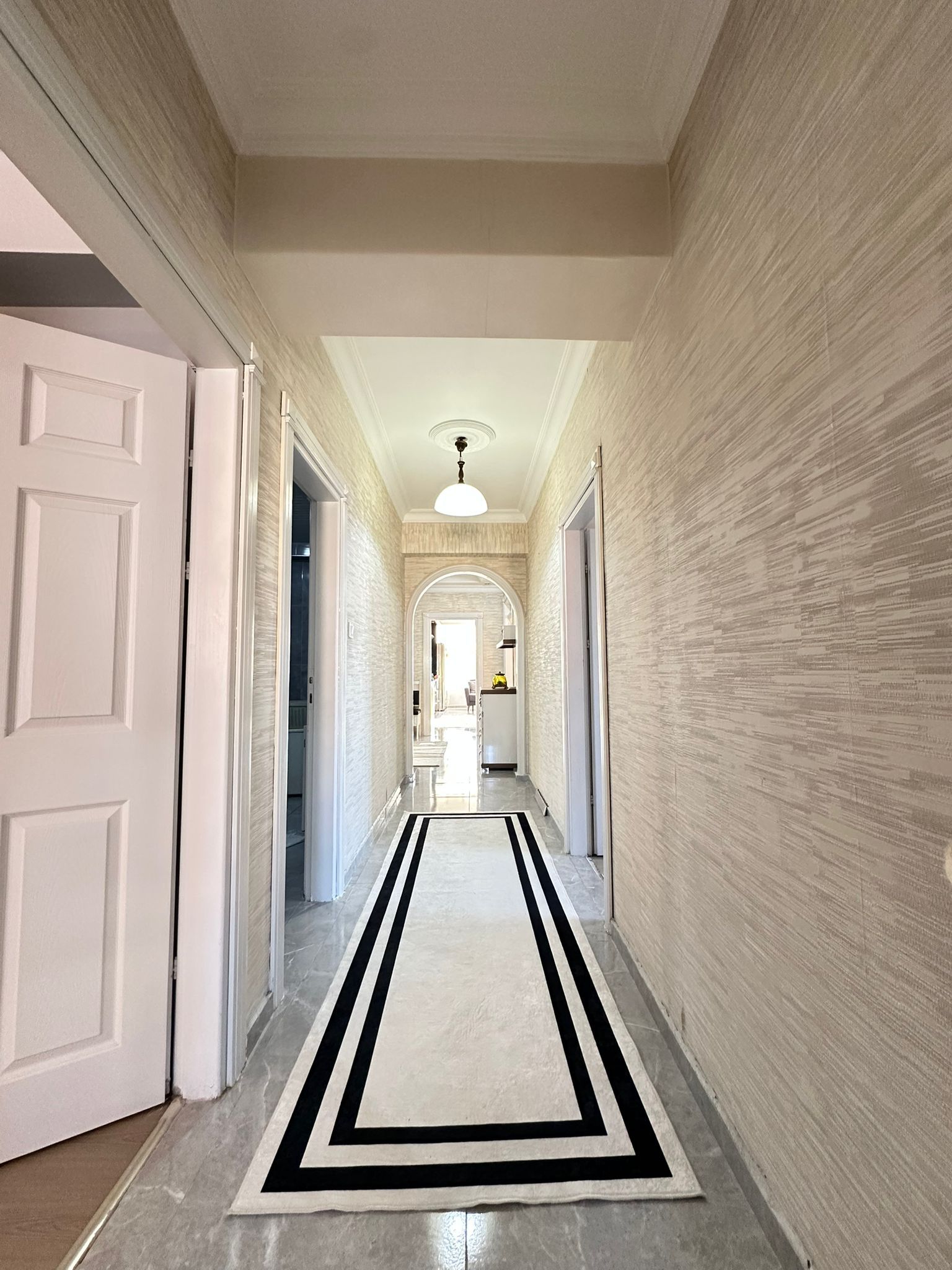 KAYAPINAR DİCLEKENTTE MERKEZ CADDE ÜSTÜNDE 4+1 LÜKS DAİRE