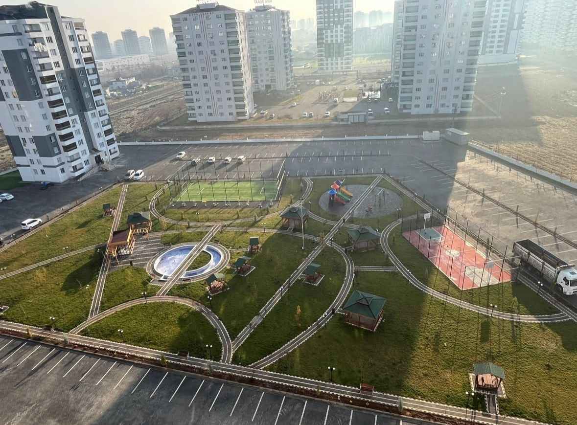 ARAŞTIRMA HASTANESI CİVARI YOL ÜSTÜ 3.5+1 LÜKS DAİRE
