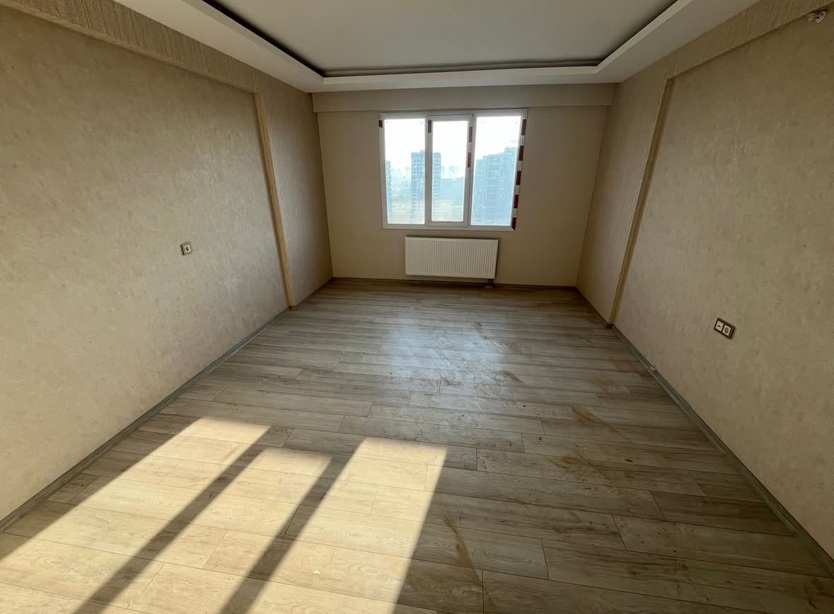 ARAŞTIRMA HASTANESI CİVARI YOL ÜSTÜ 3.5+1 LÜKS DAİRE