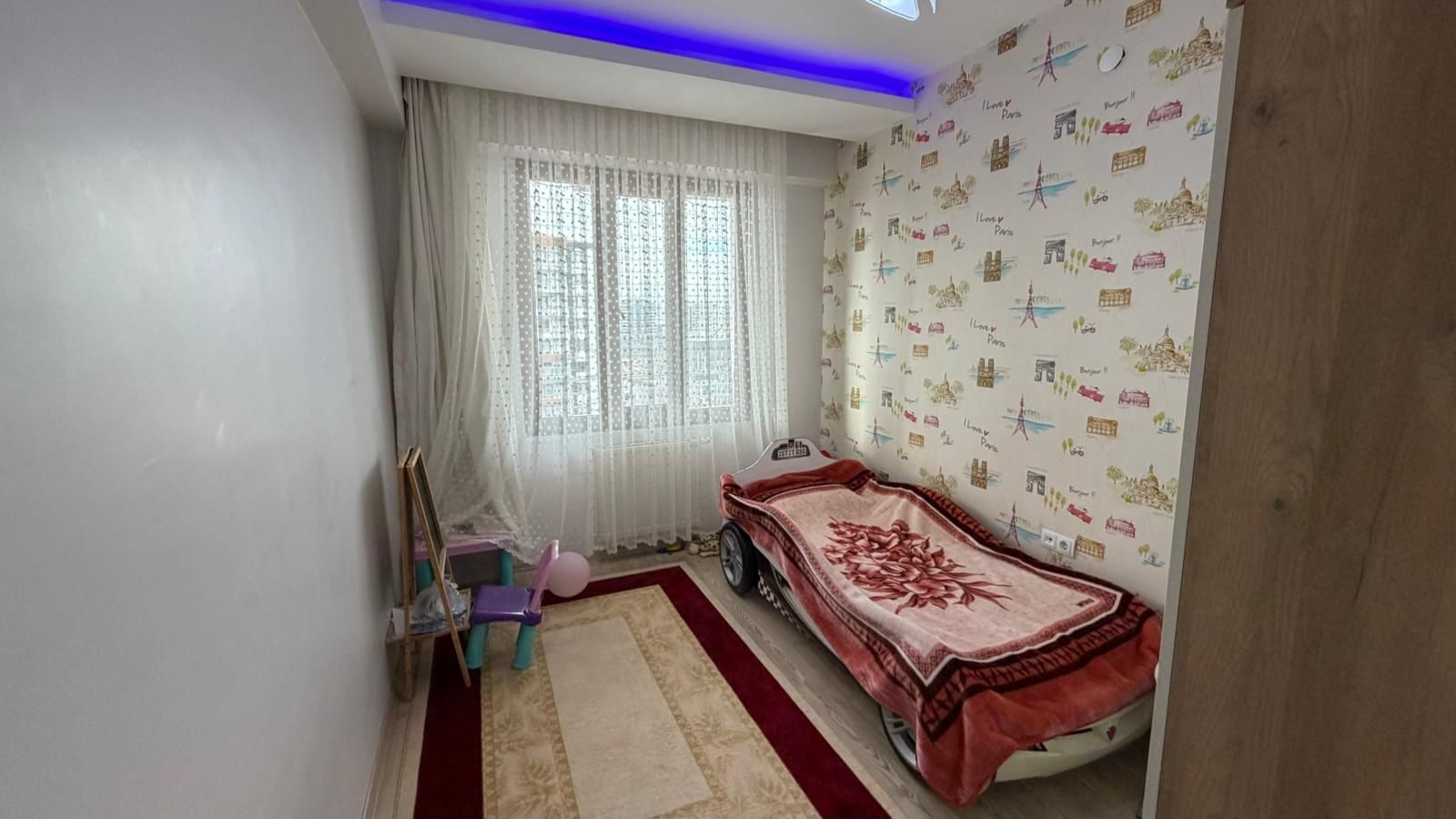 TEMA PARK CIVARINDA 4+1 SATILIK HAVUZLU LÜX DAİRE