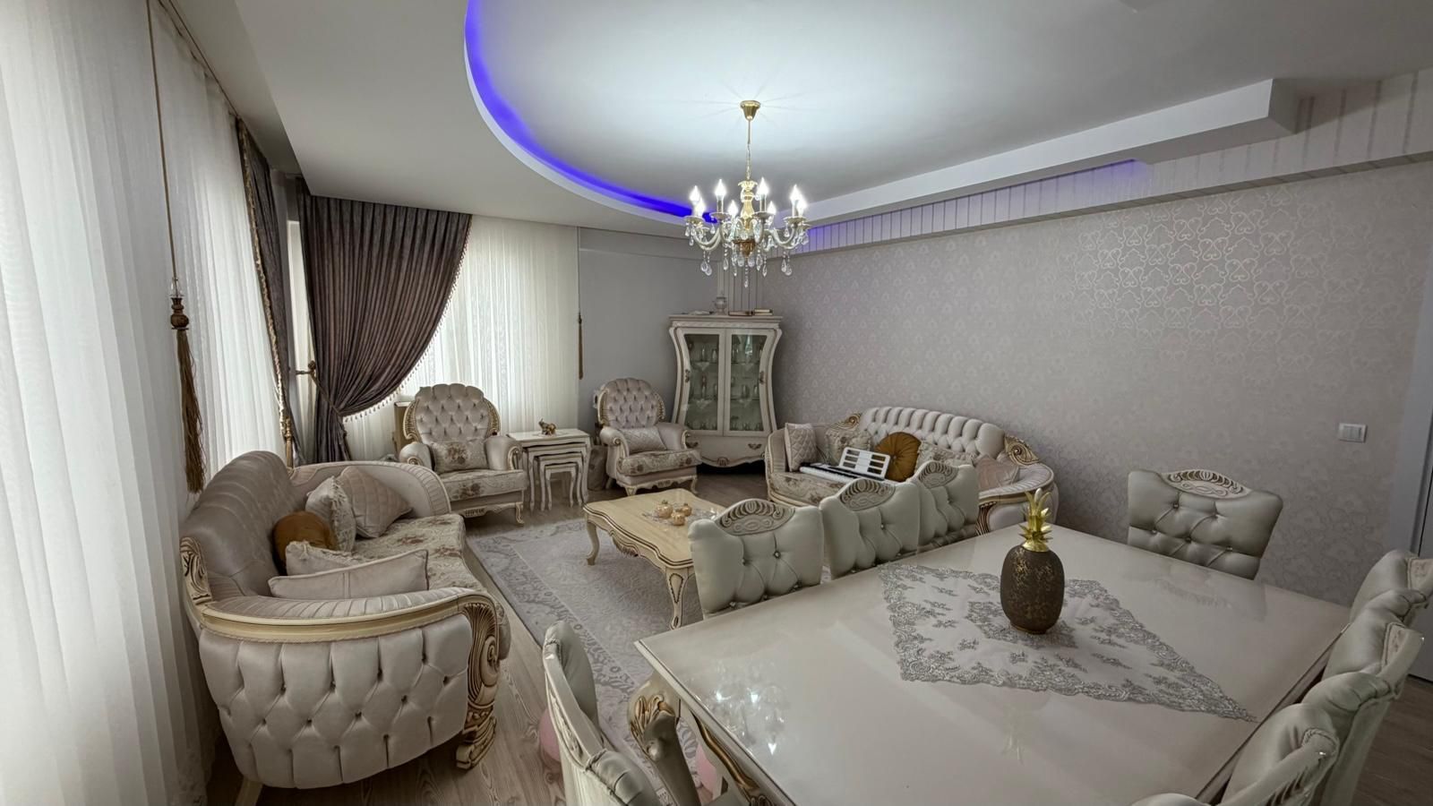 TEMA PARK CIVARINDA 4+1 SATILIK HAVUZLU LÜX DAİRE