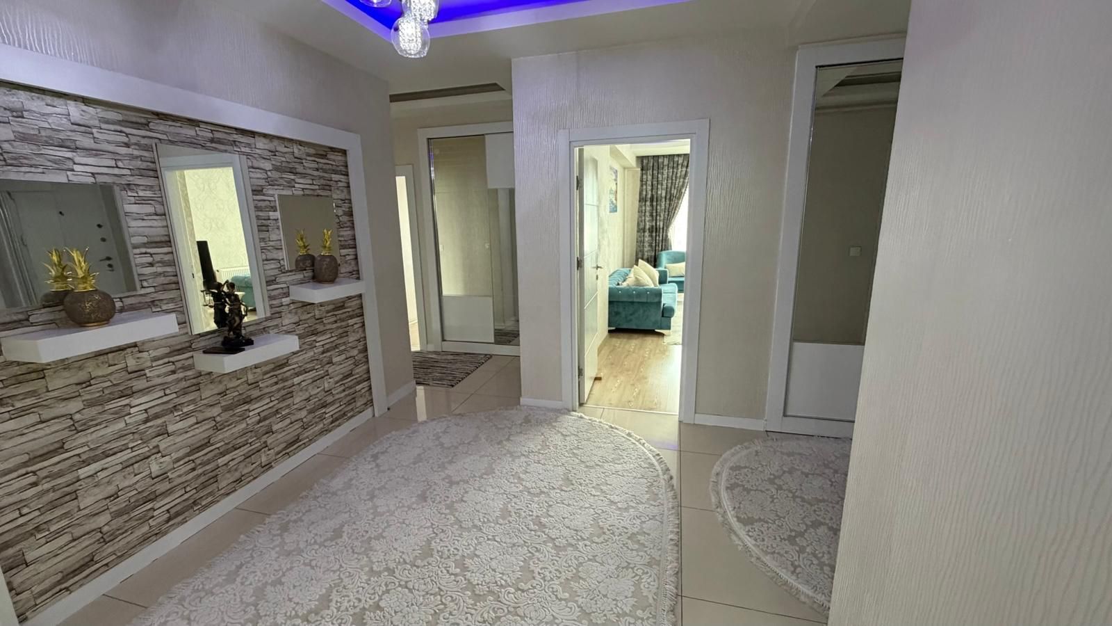 TEMA PARK CIVARINDA 4+1 SATILIK HAVUZLU LÜX DAİRE