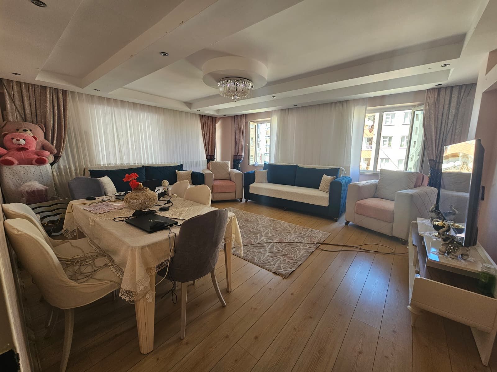 DİCLEKENTİN CAMİİ CİVARI ACİL SATILIK FIRSAT ARA KAT DAİRE