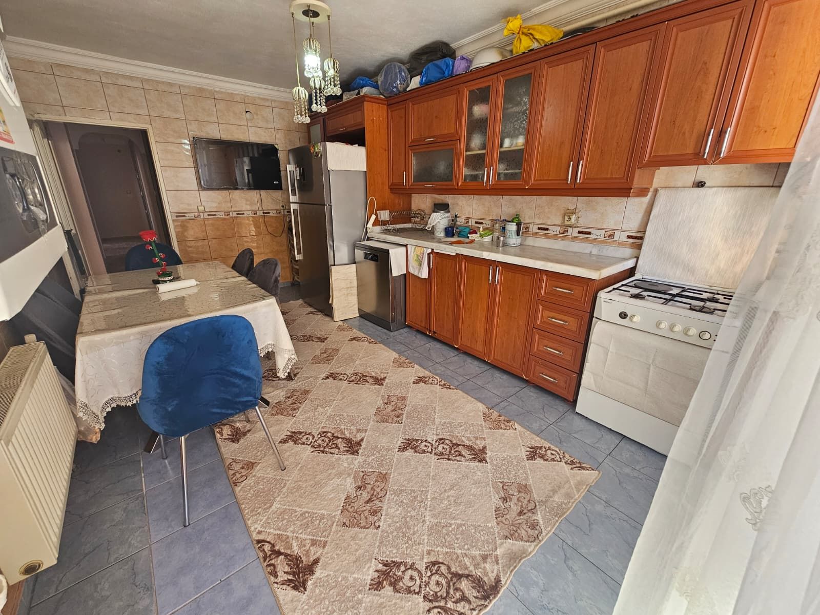 DİCLEKENTİN CAMİİ CİVARI ACİL SATILIK FIRSAT ARA KAT DAİRE