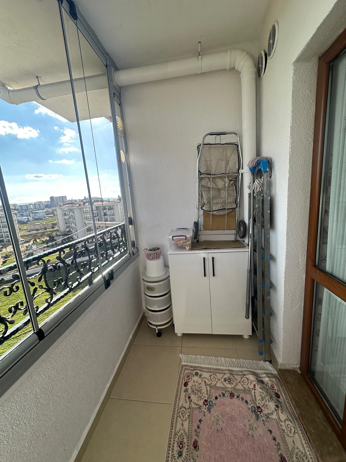 Üçkuyular 720 TOKİ Konutlarında Fırsat Satılık 3+1 Daire