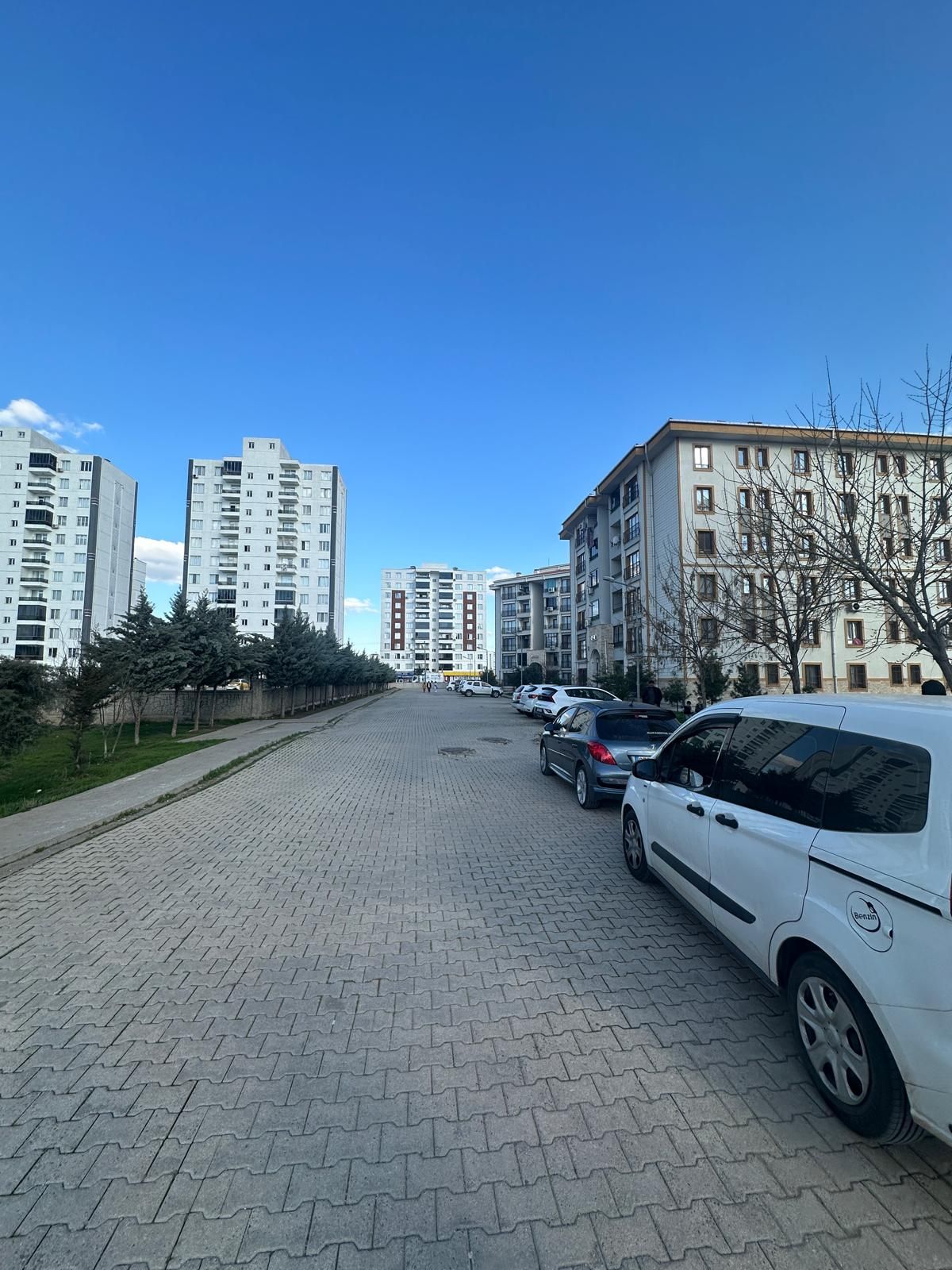 Üçkuyular 720 TOKİ Konutlarında Fırsat Satılık 3+1 Daire