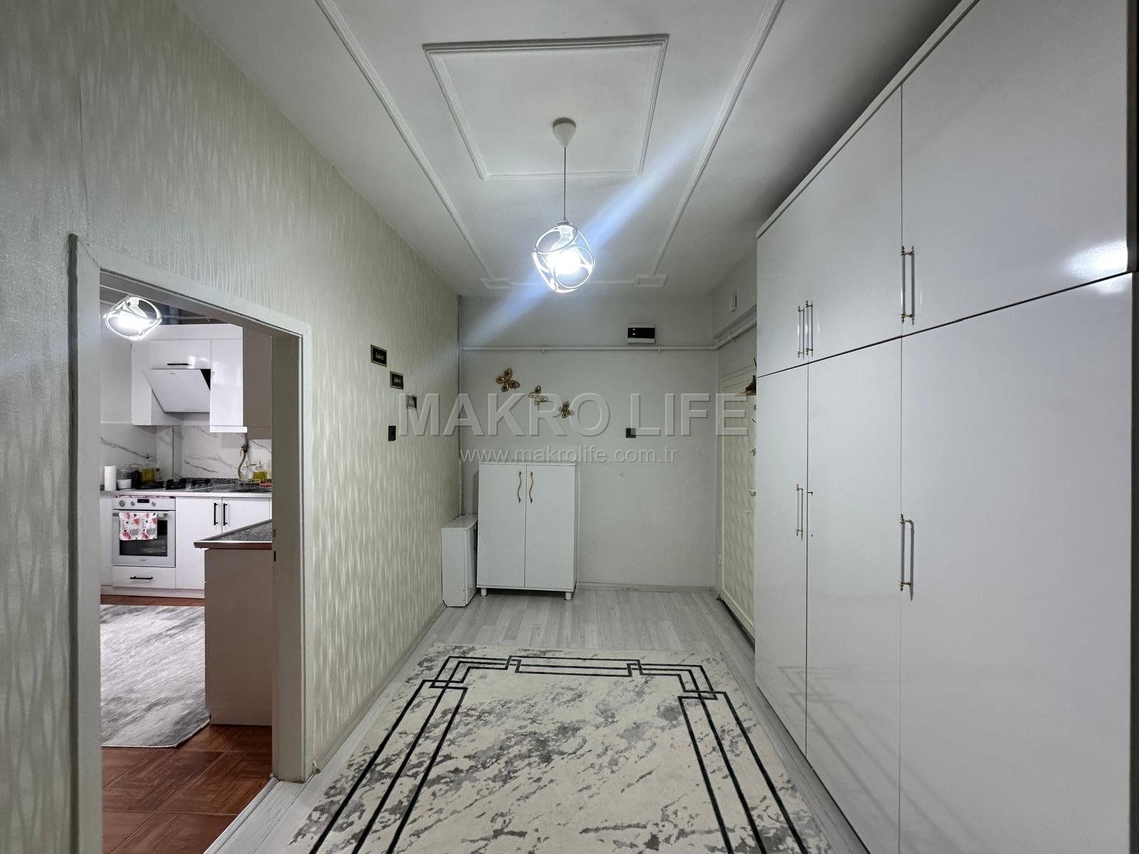HATBOYU CADDE ÜSTÜNDE FULL YAPILI ACİL 2+1 SATILIK DAİRE