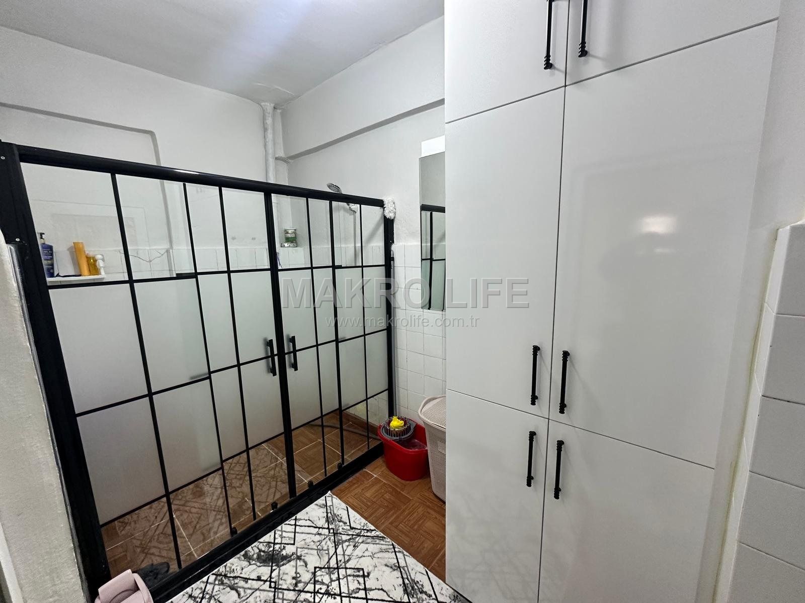 HATBOYU CADDE ÜSTÜNDE FULL YAPILI ACİL 2+1 SATILIK DAİRE