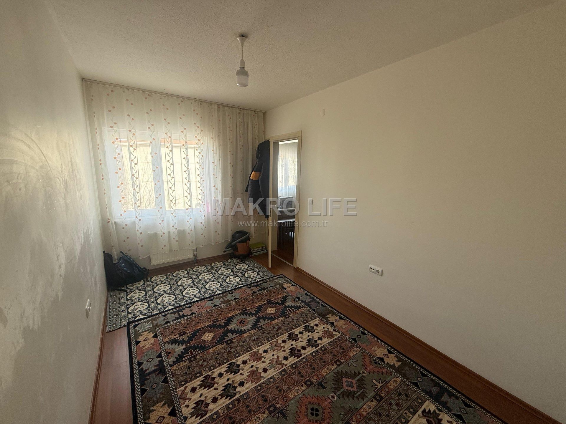 WİNSTOWN AVM CİVARI ARA KAT SATILIK 2+1 DAİRE
