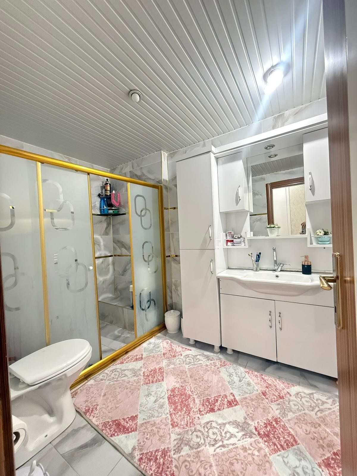 SATILIK BAĞCILAR AVEA CADDESİNDE 3+1 EKSTRALI DAİRE