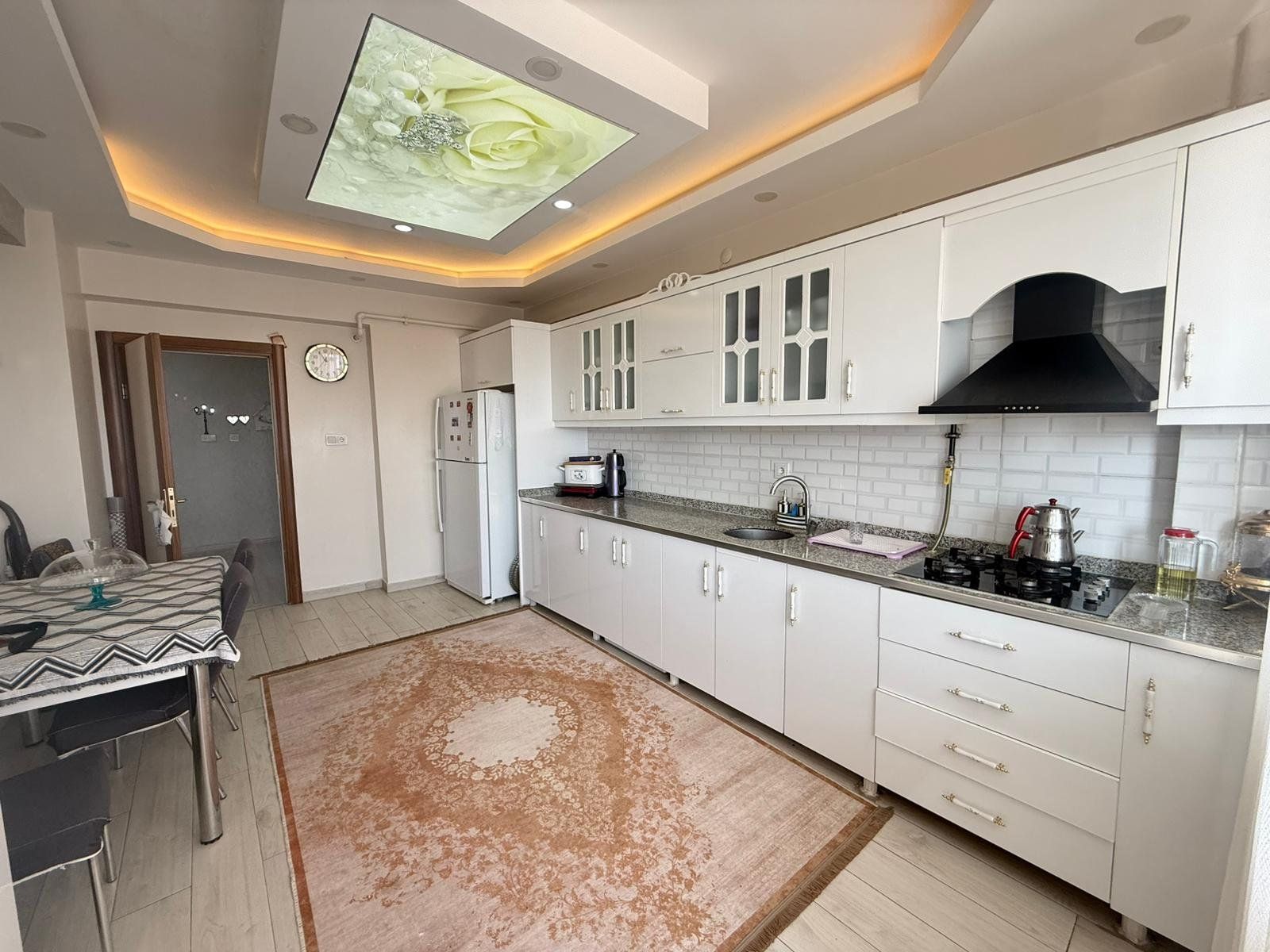 SATILIK BAĞCILAR AVEA CADDESİNDE 3+1 EKSTRALI DAİRE