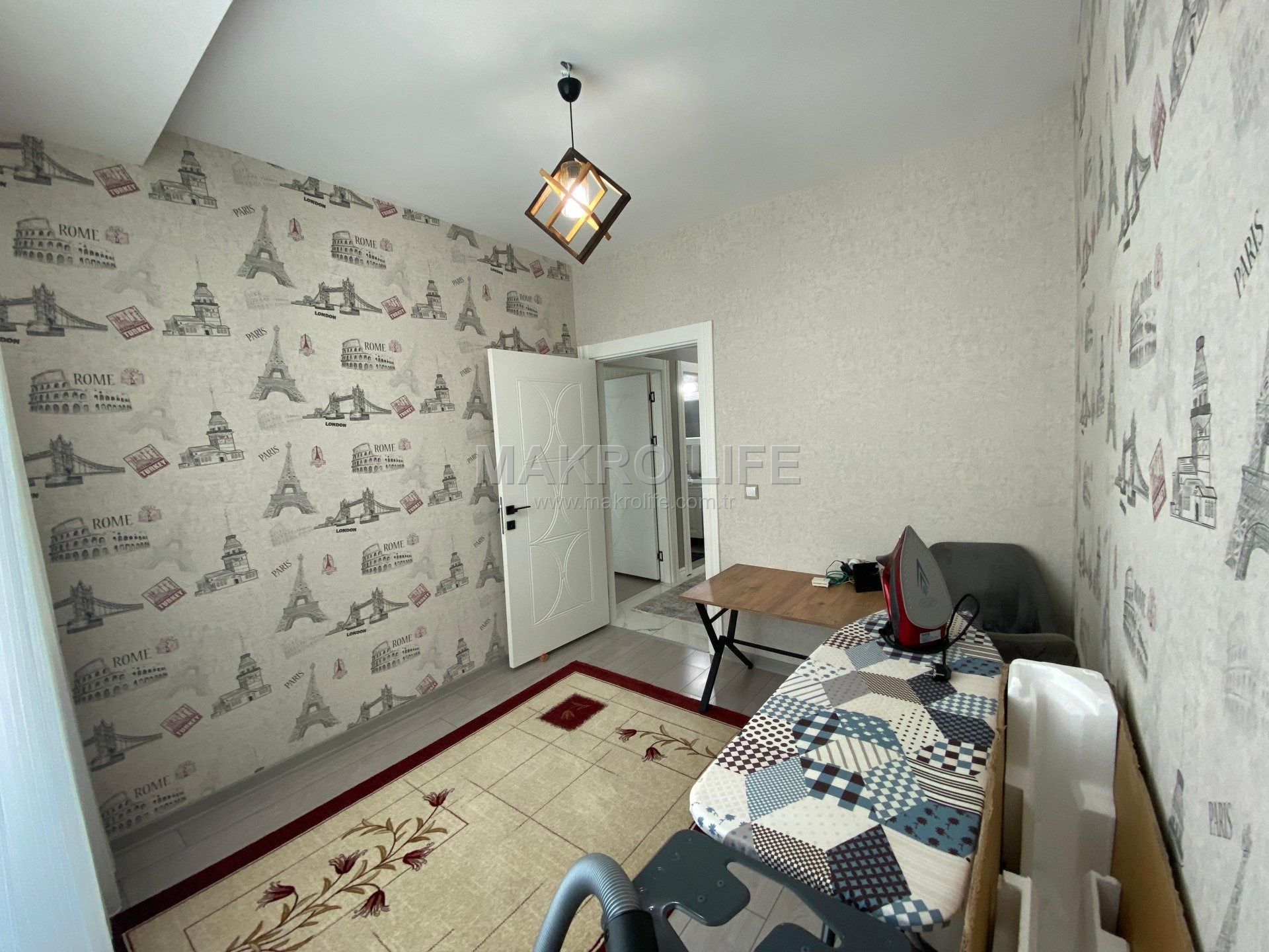 ARAM TİGRAN CADDESİNDE 2+1 SATILIK DAİRE
