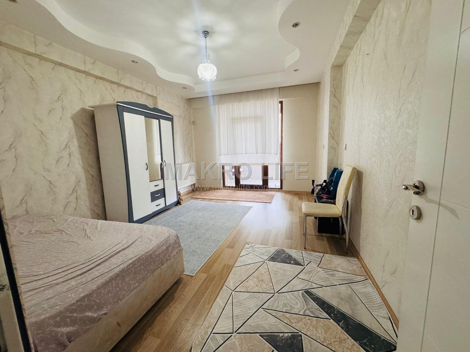 SEYRANTEEP TOPLU KONUTTA SATILIK 4+1 DAİRE