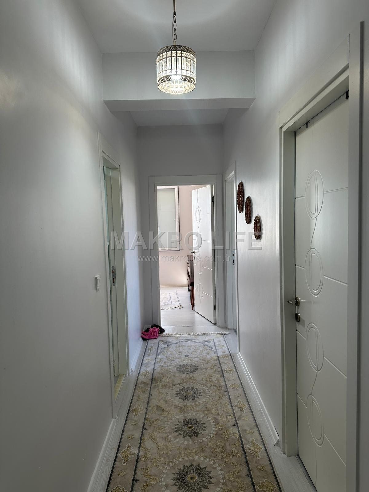 ÜÇKUYULARDA 2 BLOKLU SİTEDE SATILIK FIRSAT 2+1 DAİRE
