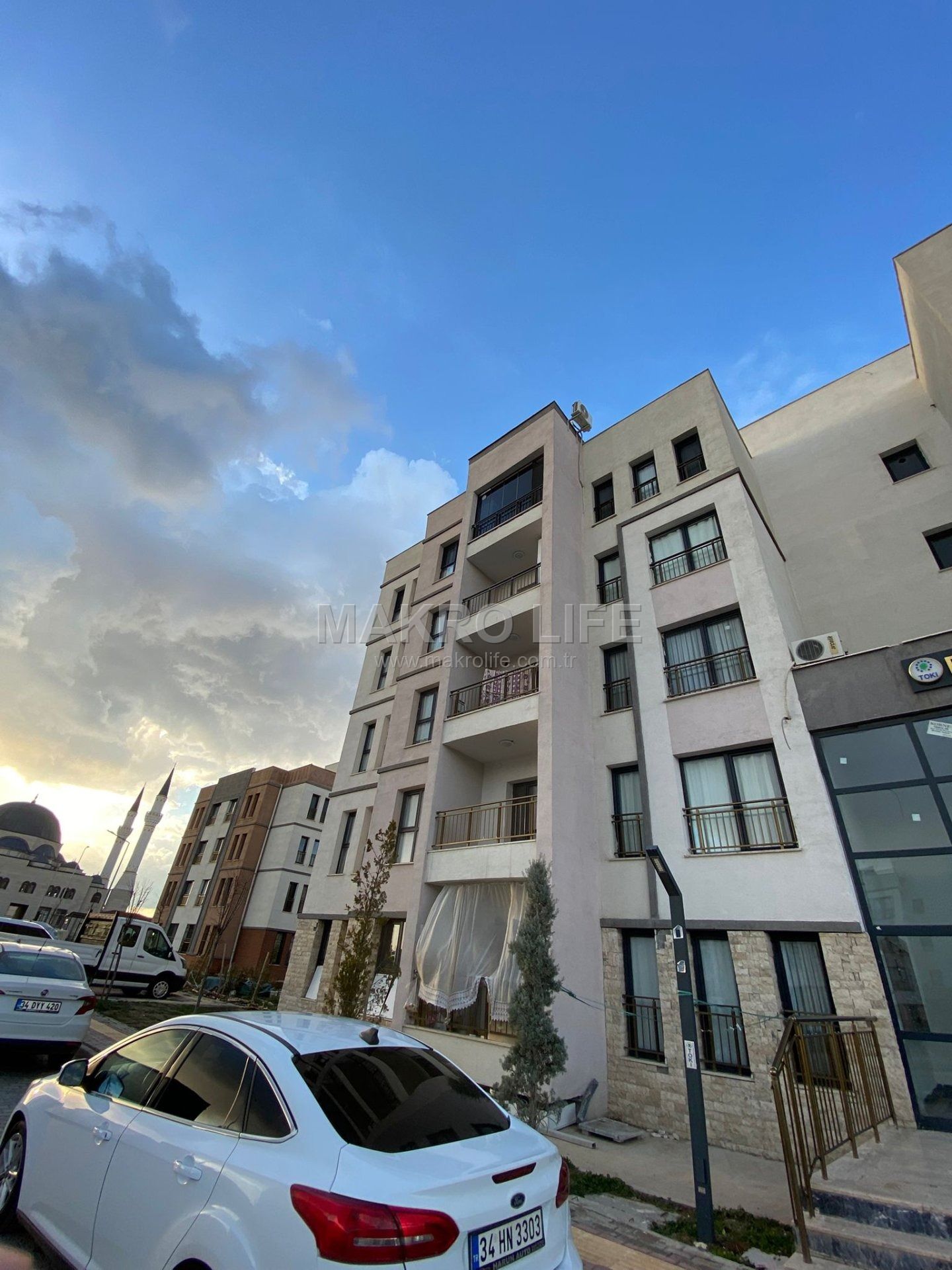OĞLAKLI DEPREM KONUTLARINDA SATILIK 3+1 GENİŞ FERAH DAİRE