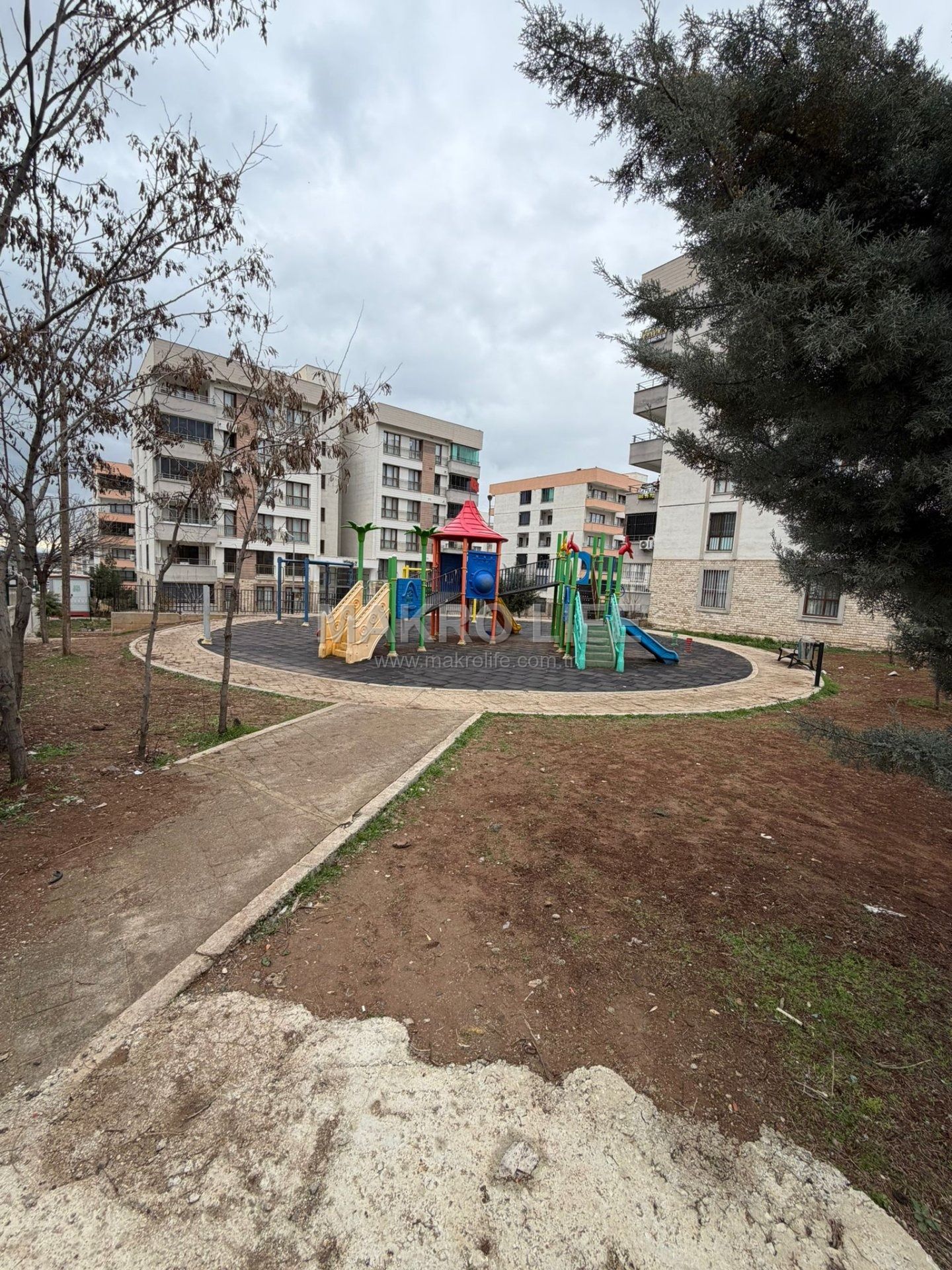ŞEHİR HASTANESİ ARKASI 2+1 SATILIK DAİRE