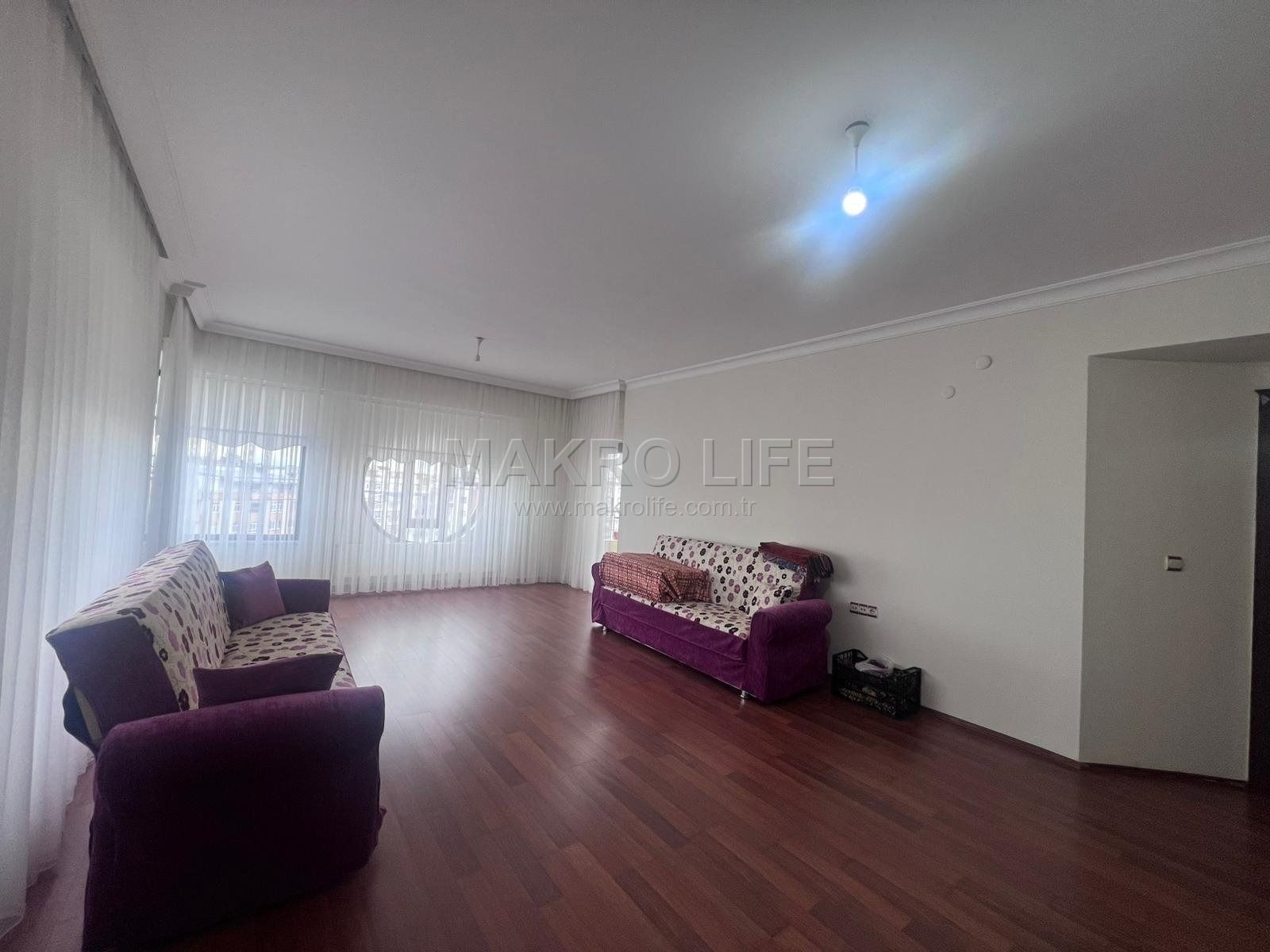 SATILIK ESKİ MİGROS YANI 4+1 UYGUN FİYATLI DAİRE