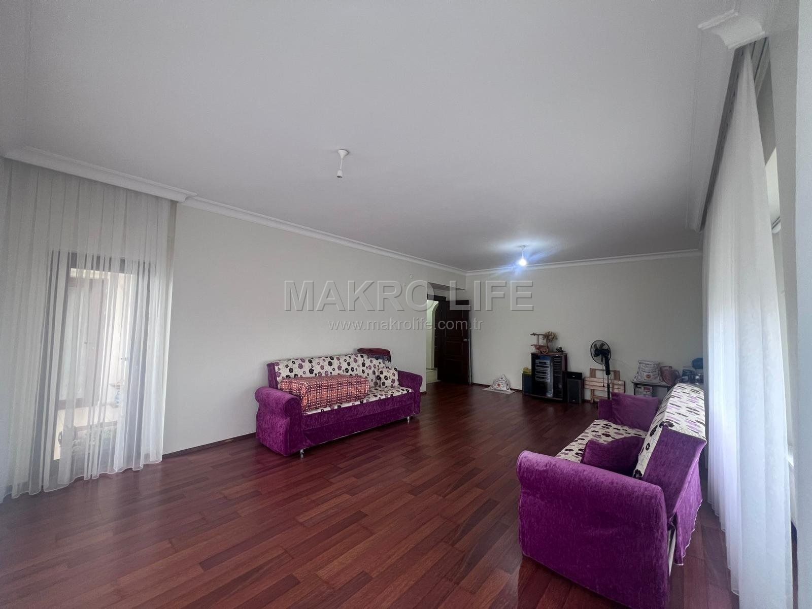 SATILIK ESKİ MİGROS YANI 4+1 UYGUN FİYATLI DAİRE