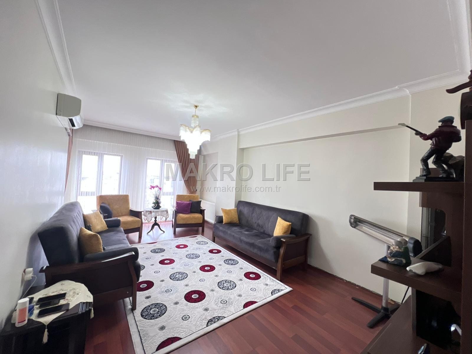 SATILIK ESKİ MİGROS YANI 4+1 UYGUN FİYATLI DAİRE