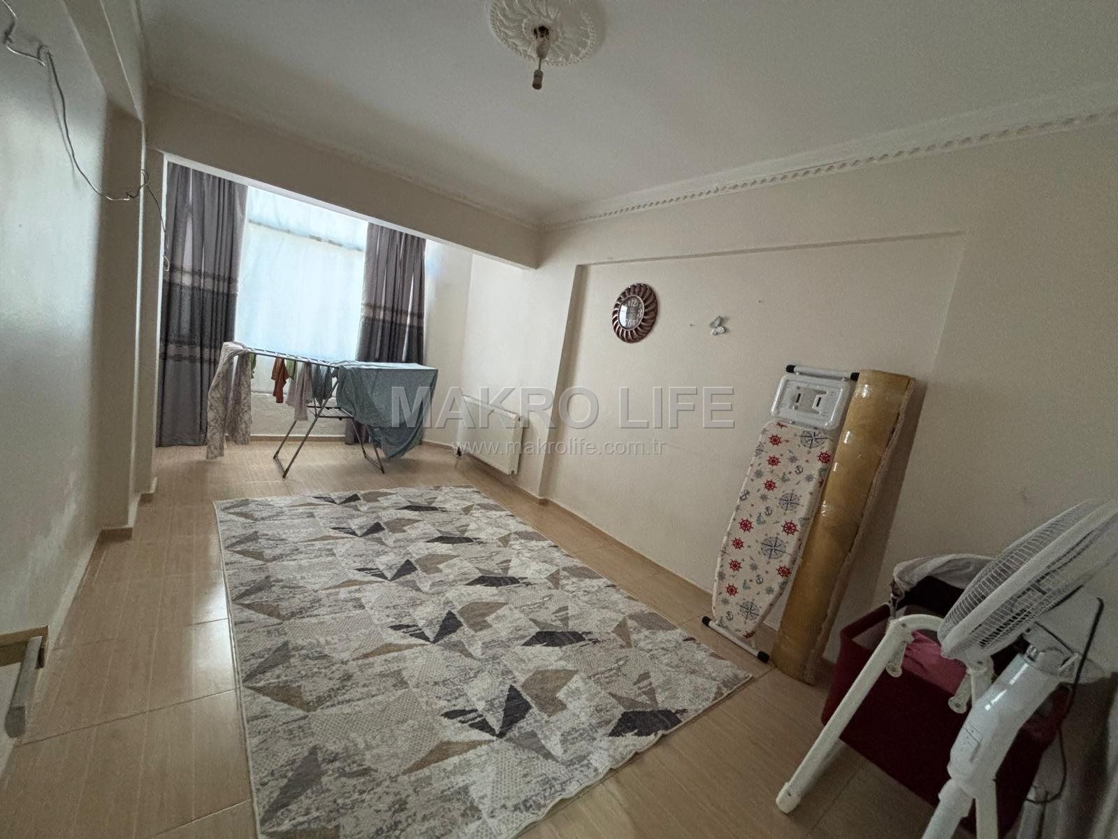 HUZUREVLERİ ANA CADDE ÜZERİ SATILIK 3+1 DAİRE!