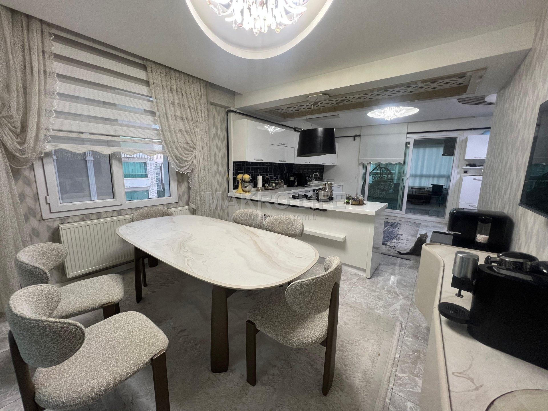 TEMA PARK YAPIŞIĞI SATILIK 4.5+1 ULTRA LÜKS DAİRE