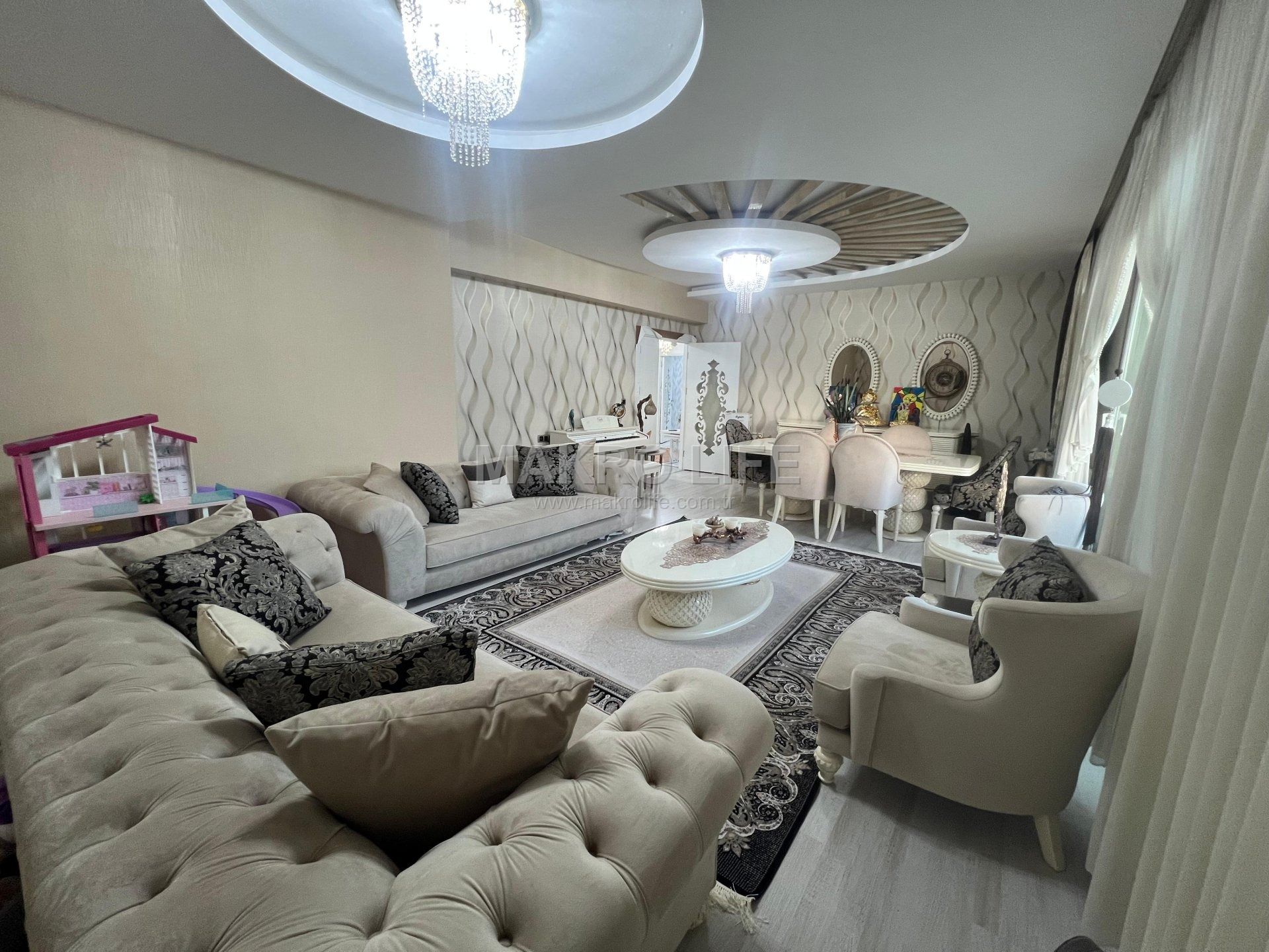 TEMA PARK YAPIŞIĞI SATILIK 4.5+1 ULTRA LÜKS DAİRE