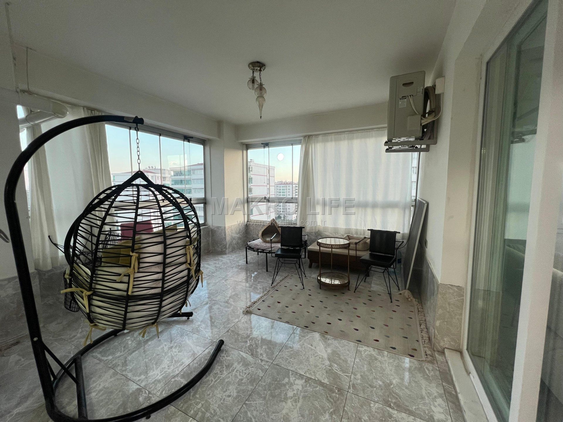 TEMA PARK YAPIŞIĞI SATILIK 4.5+1 ULTRA LÜKS DAİRE