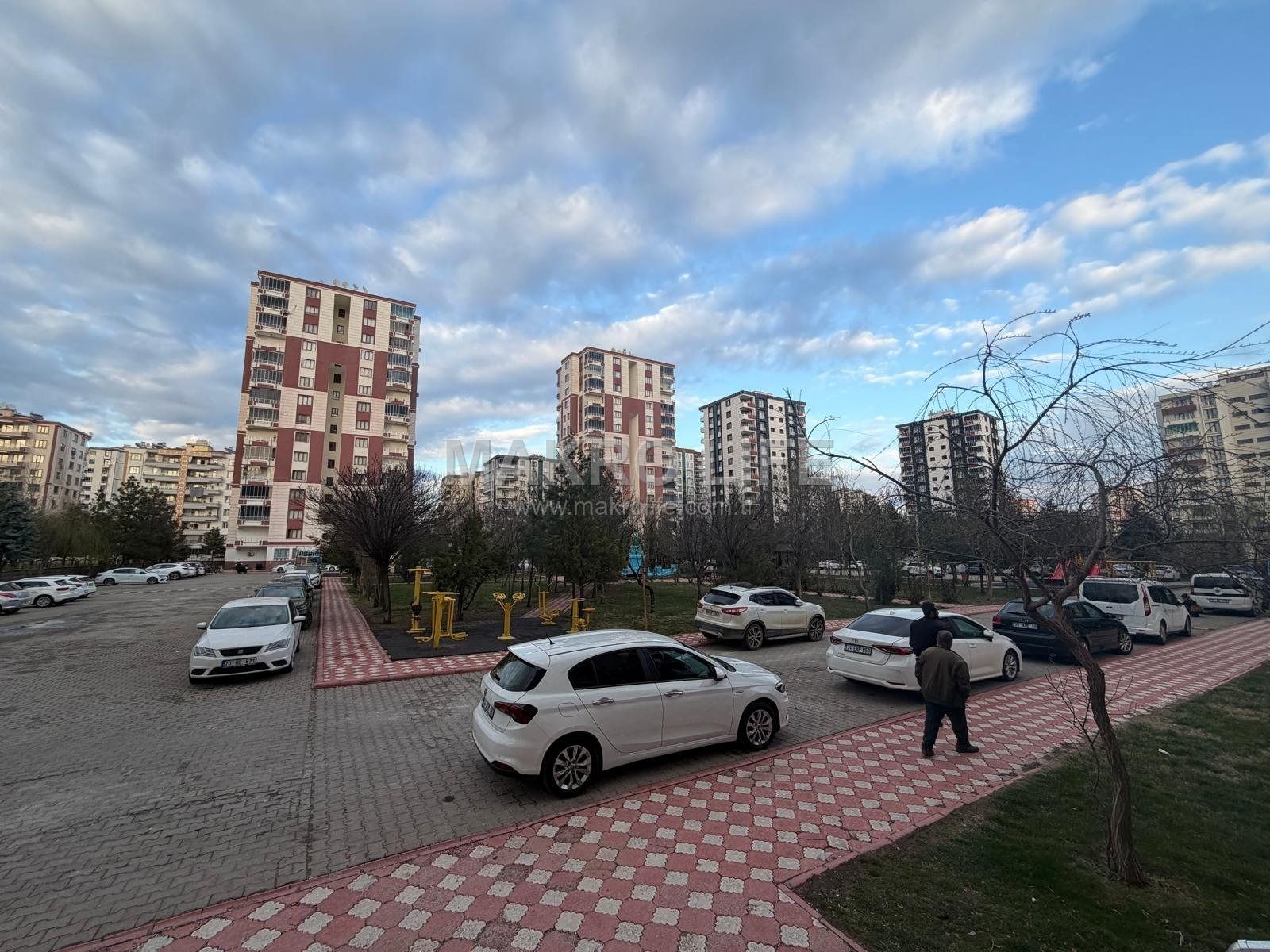 RADISSON OTEL ARKASI 2+1 FIRSAT YATIRIMLIK DAIRE