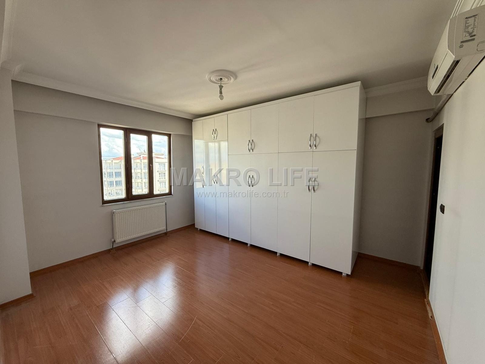 BAĞCILARDA ACİL SATILIK 3+1 DAİRE!