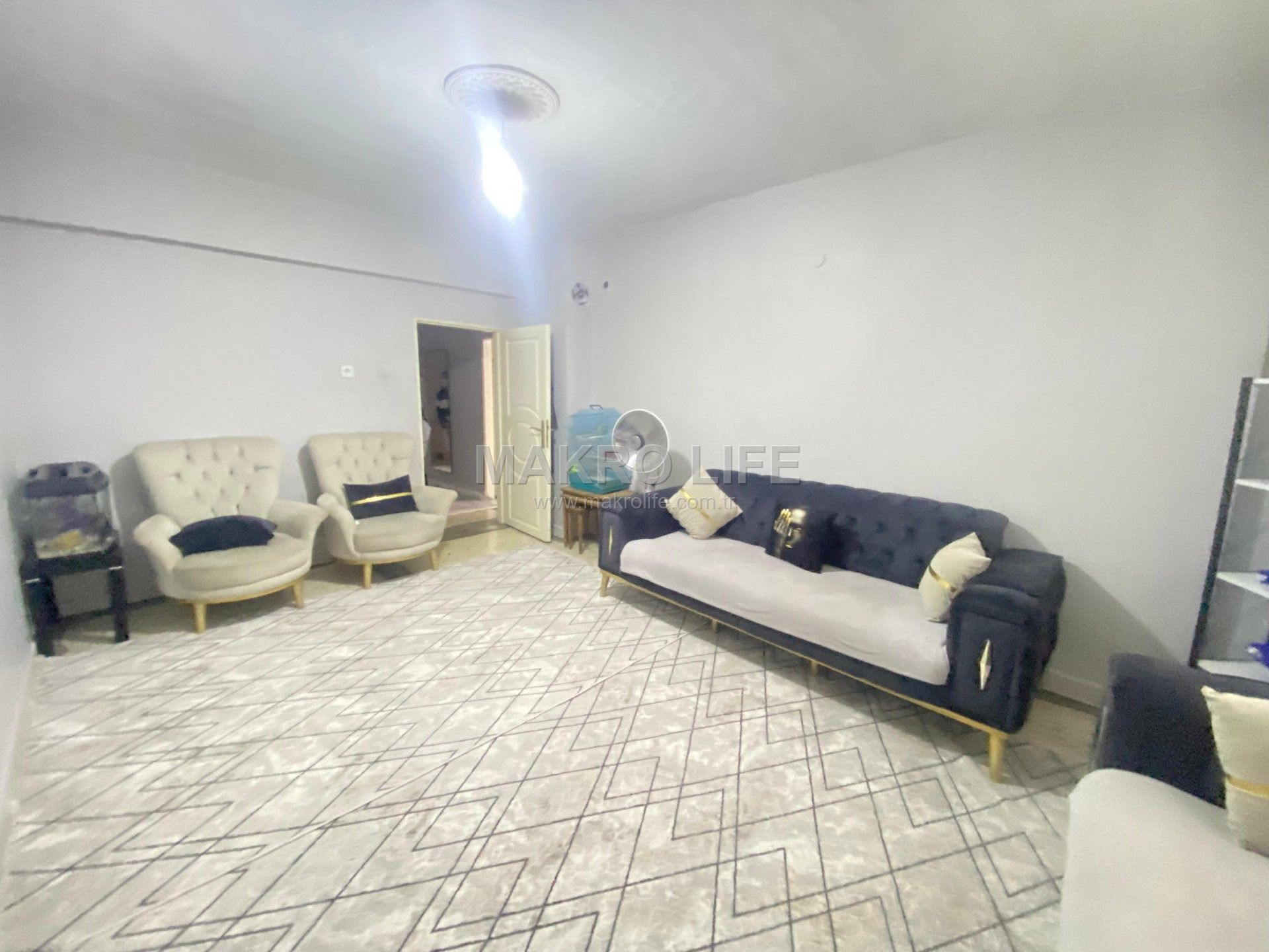 ŞEHİTLİK ESKİ HAL CİVARI SATILIK 3+1 DAİRE