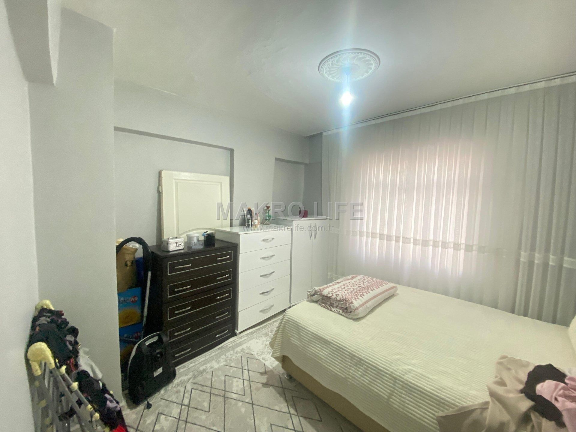 ŞEHİTLİK ESKİ HAL CİVARI SATILIK 3+1 DAİRE