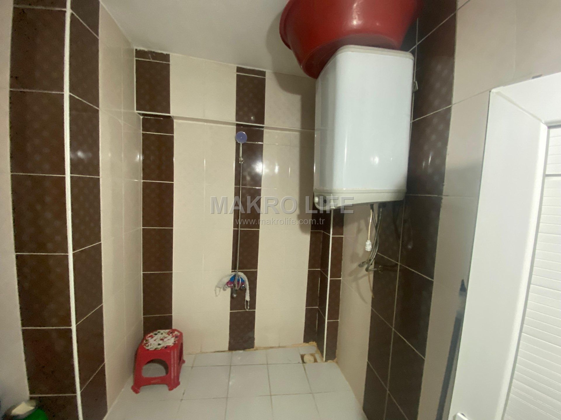 ŞEHİTLİK ESKİ HAL CİVARI SATILIK 3+1 DAİRE