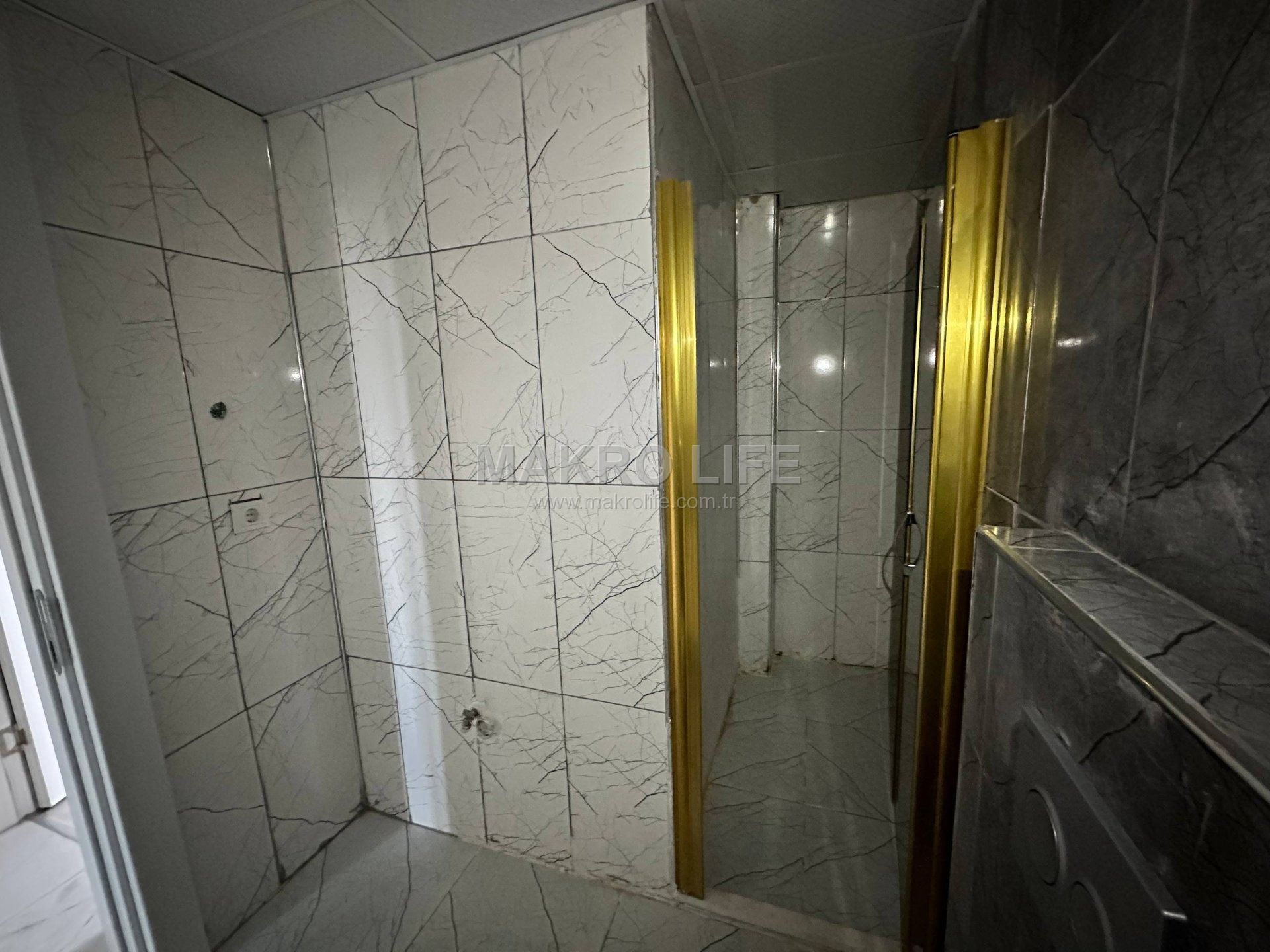 75 CADDEYE YAKIN ADLİ TIP YANI 2+1 ACİL SATILIK DAİRE