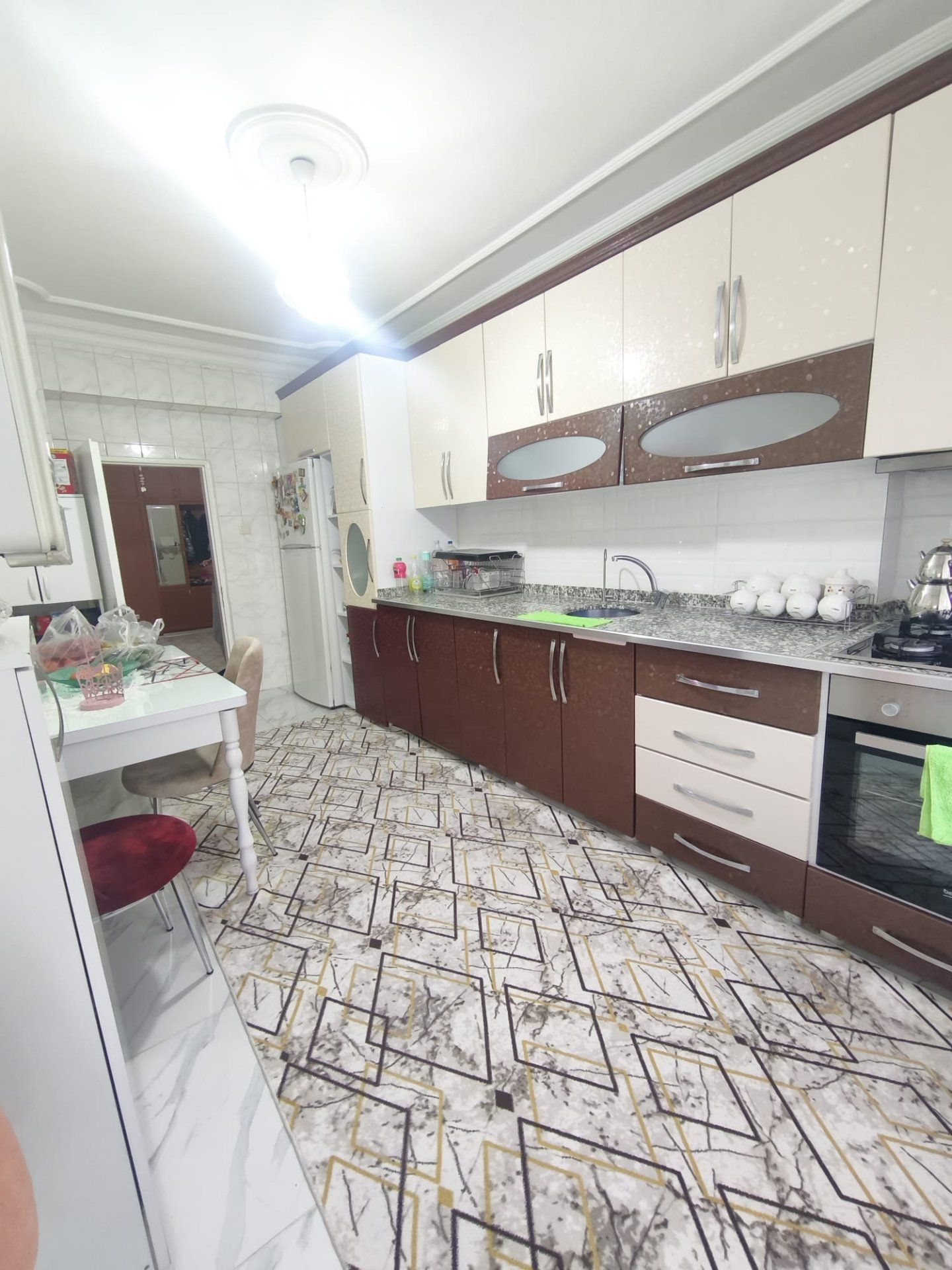 KAYAPINAR SPOR KOMPLEKSİ YANI 3+1 FUL YAPILI ARA KAT DAİRE