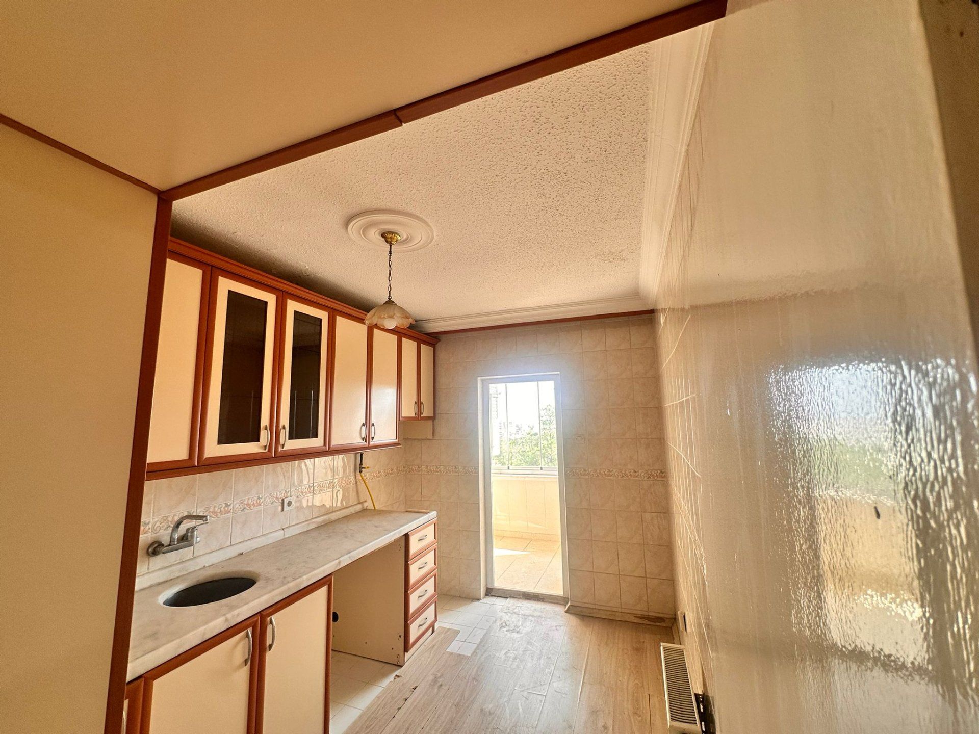 SEYRANTEPE TOPLU KONUT'DA KİRALIK DAİRE 3+1