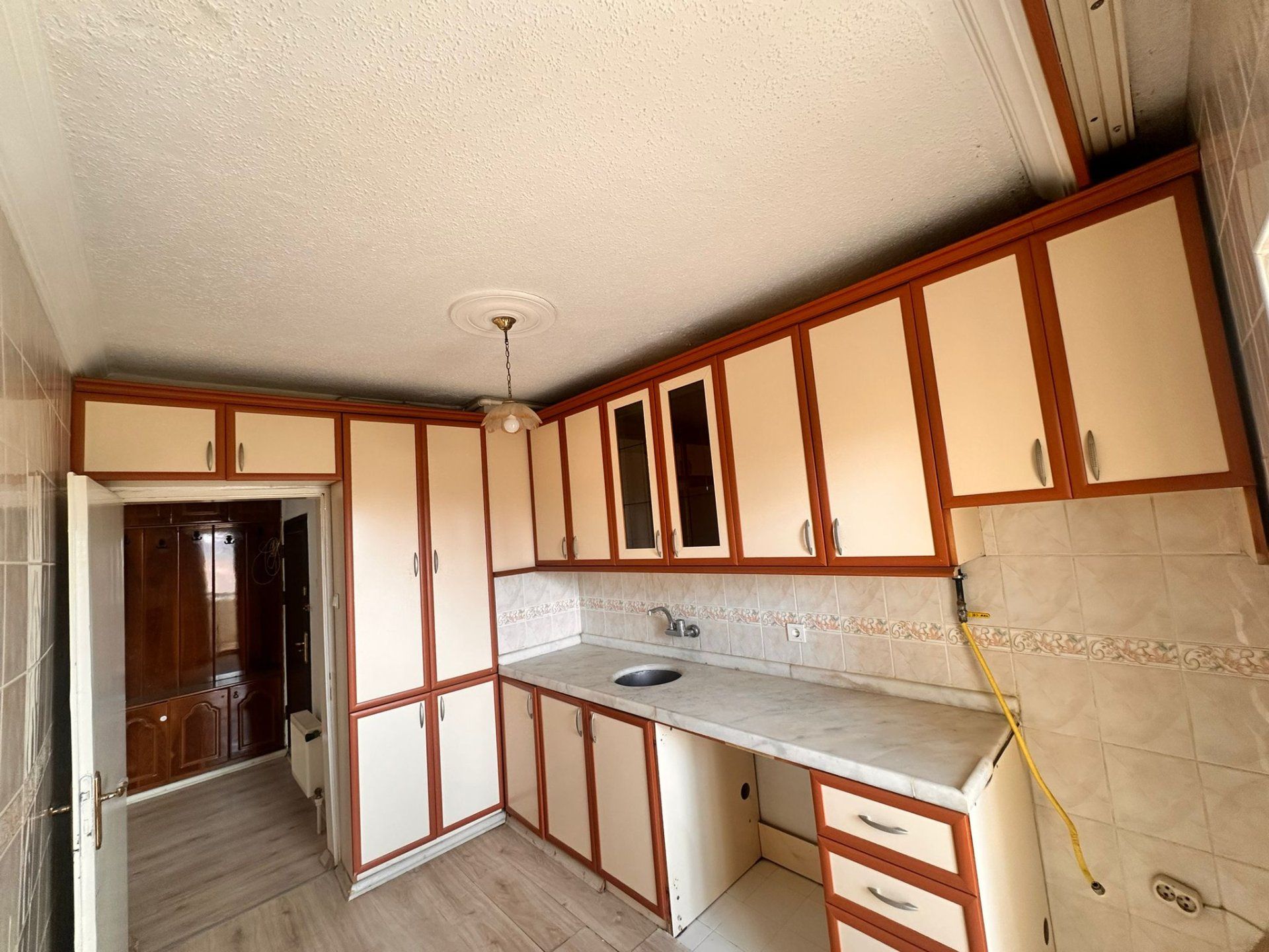 SEYRANTEPE TOPLU KONUT'DA KİRALIK DAİRE 3+1